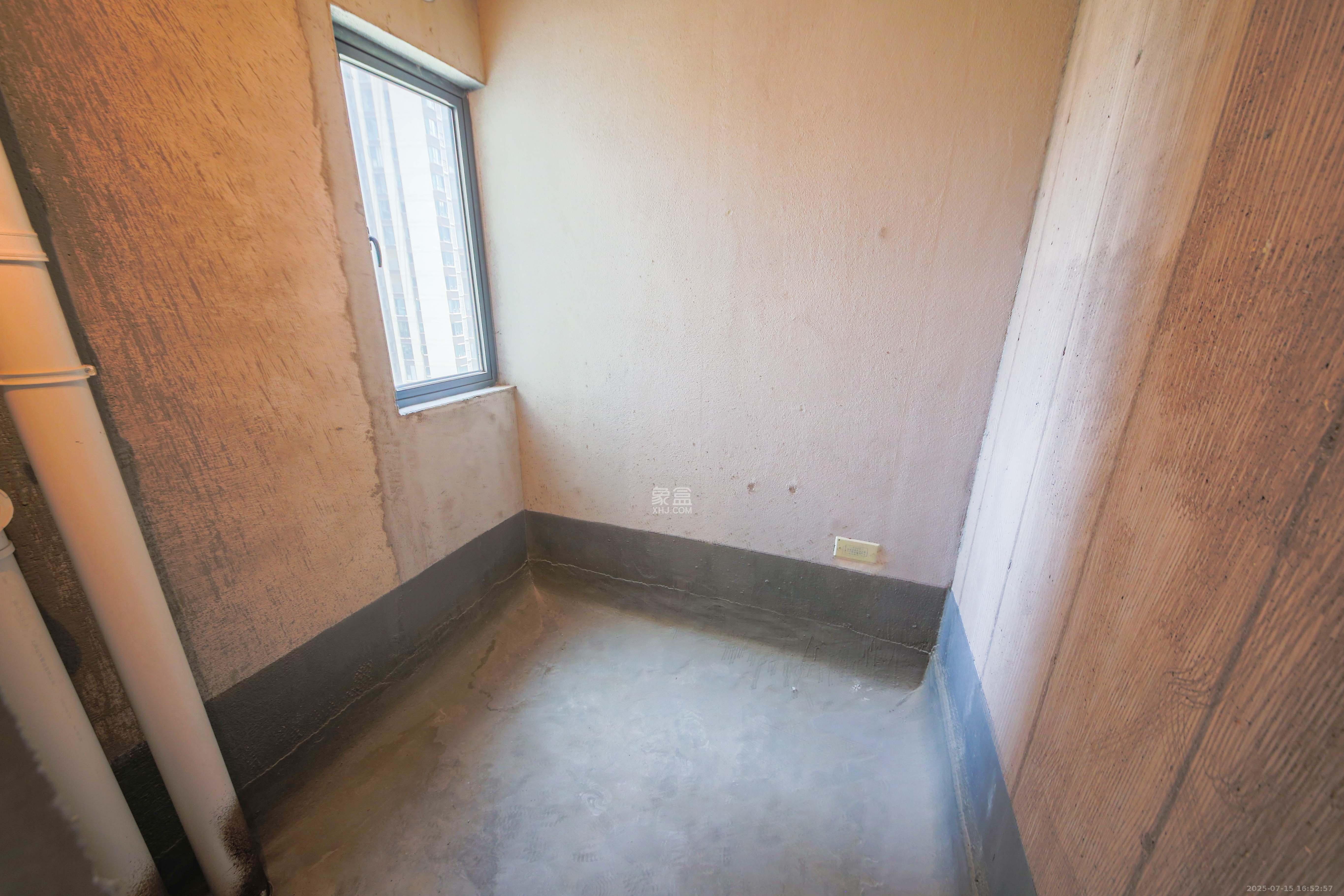 中建钰和城 4室2厅2卫 170.0万 中建钰和城 4室2厅2卫 170.0万卫生间