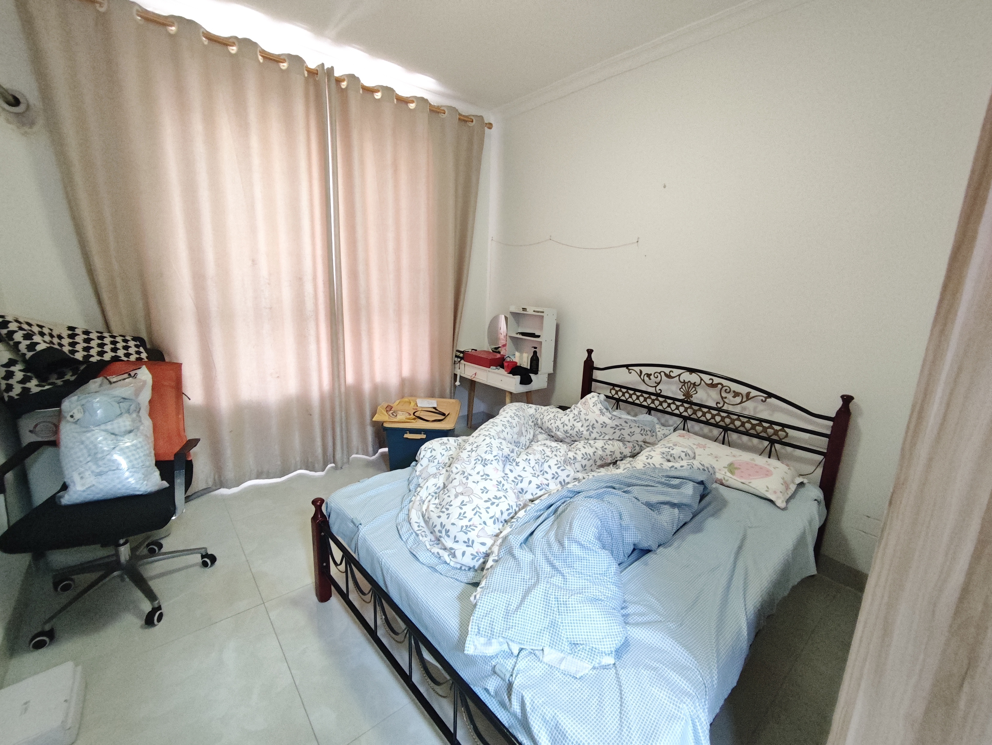 万花坊金城雅舍 1室0厅1卫 56.0万 万花坊金城雅舍 1室0厅1卫 56.0万客厅