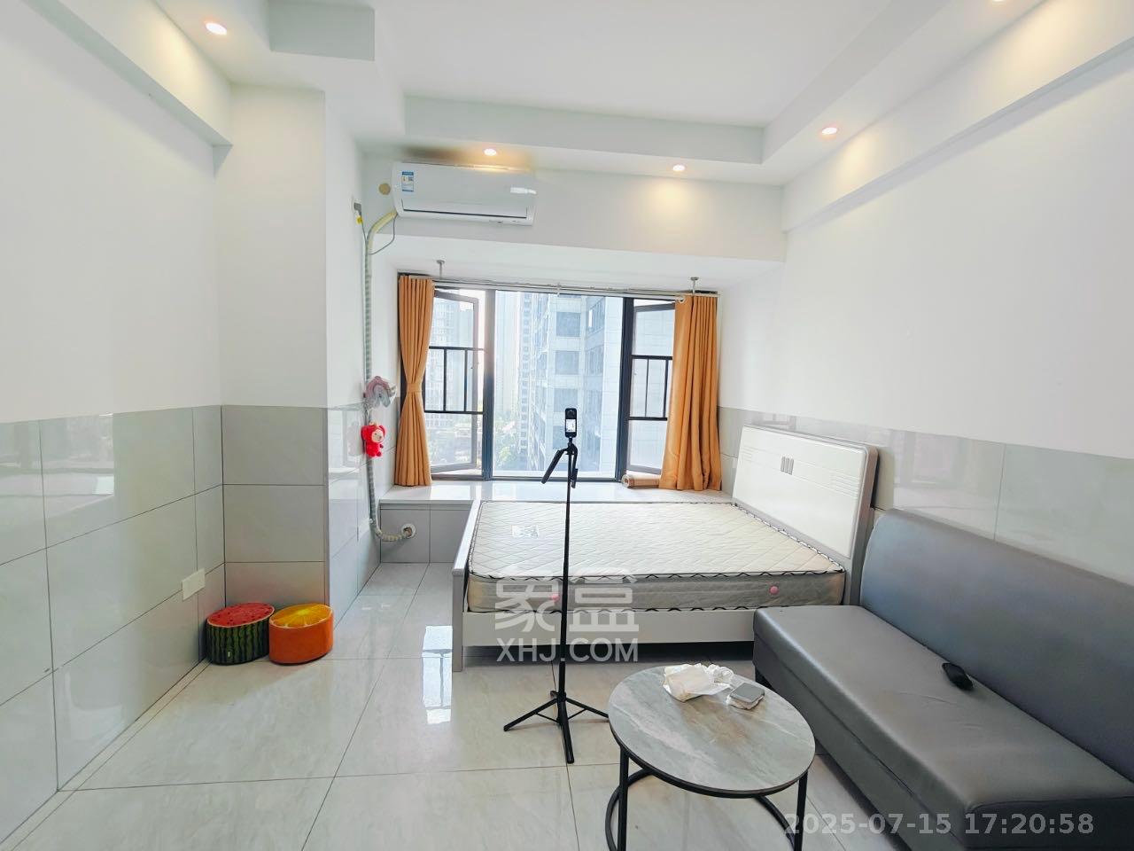 南山梅溪一方 1室1厅1卫 1600.0元/月 南山梅溪一方 1室1厅1卫 1600.0元/月室内图