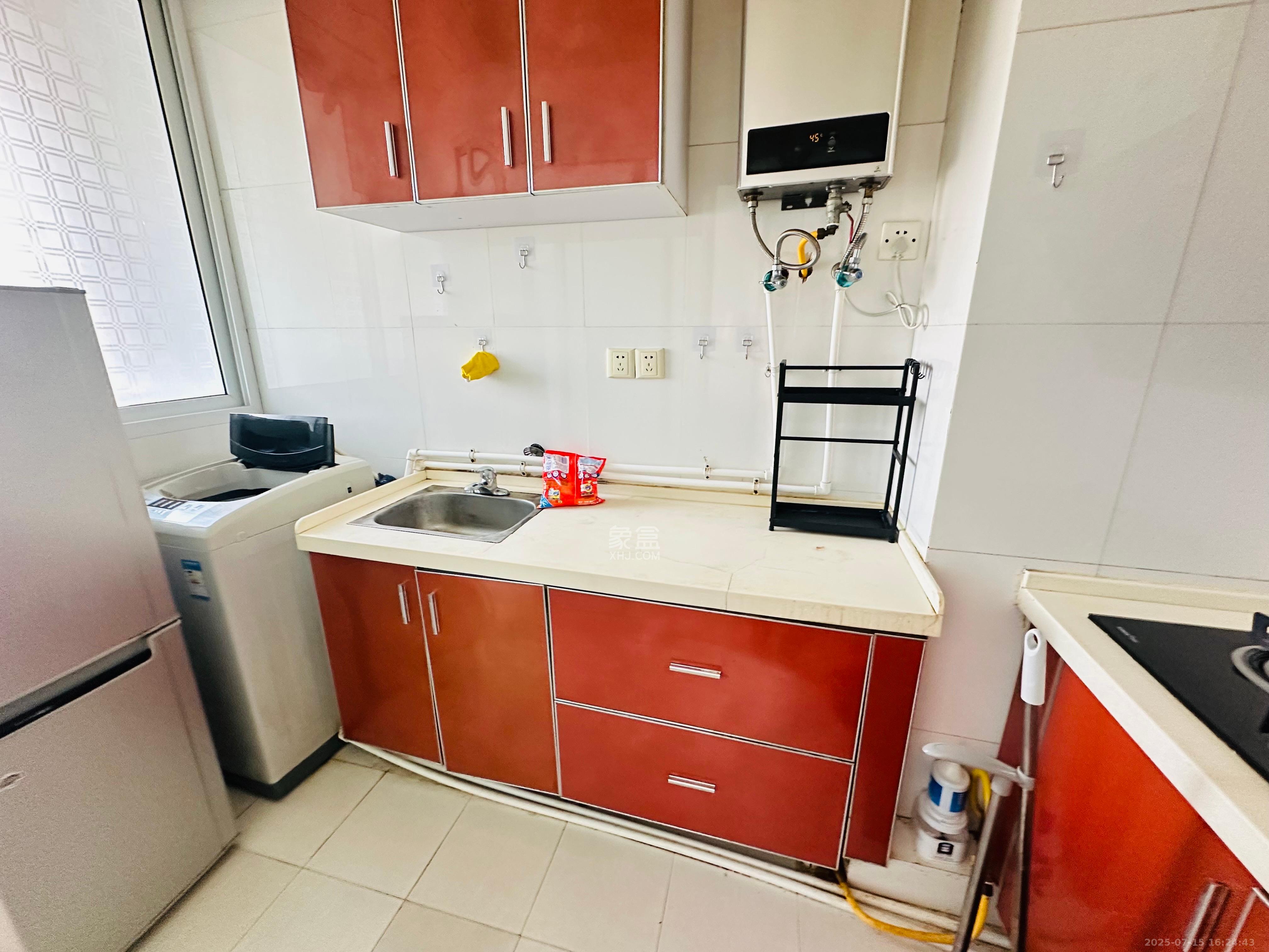 汀兰雅苑  1室1厅1卫    2200.0元/月 汀兰雅苑  1室1厅1卫    2200.0元/月室内图