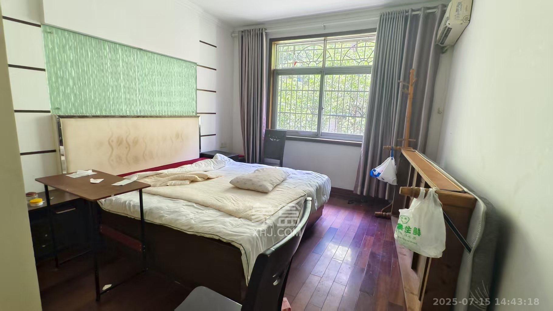 恒达时代花园  4室1厅1卫    2400.0元/月 恒达时代花园  4室1厅1卫    2400.0元/月室内图