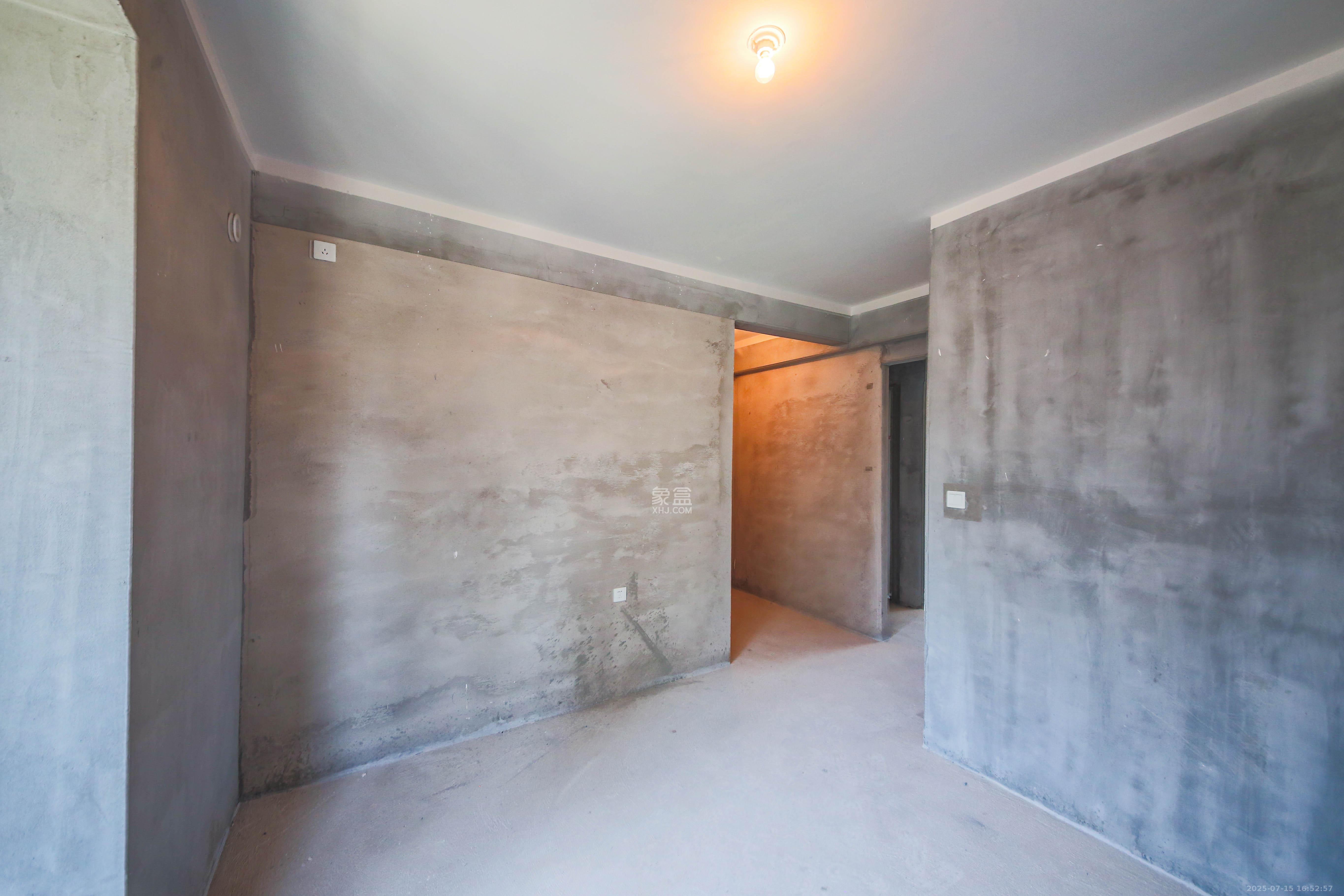 中建钰和城 4室2厅2卫 170.0万 中建钰和城 4室2厅2卫 170.0万卧室