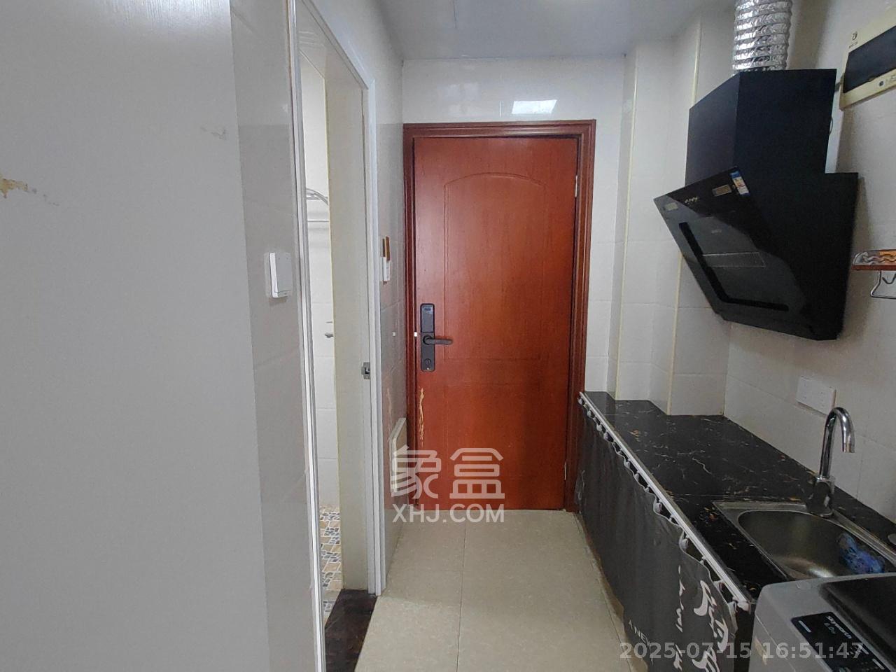 塞纳公馆  1室1厅1卫   1400.00元/月室内图