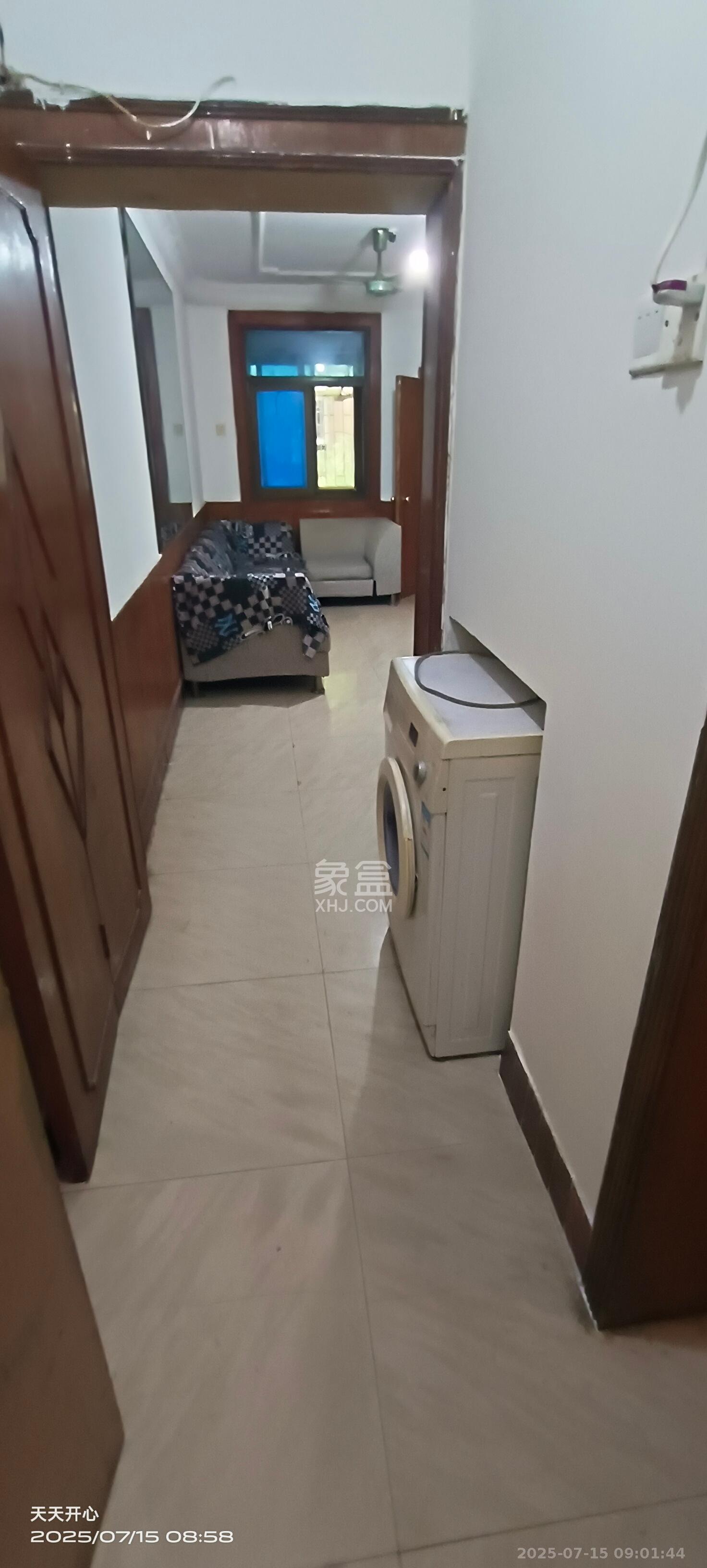 阿弥岭一二片  1室1厅1卫    1300.0元/月