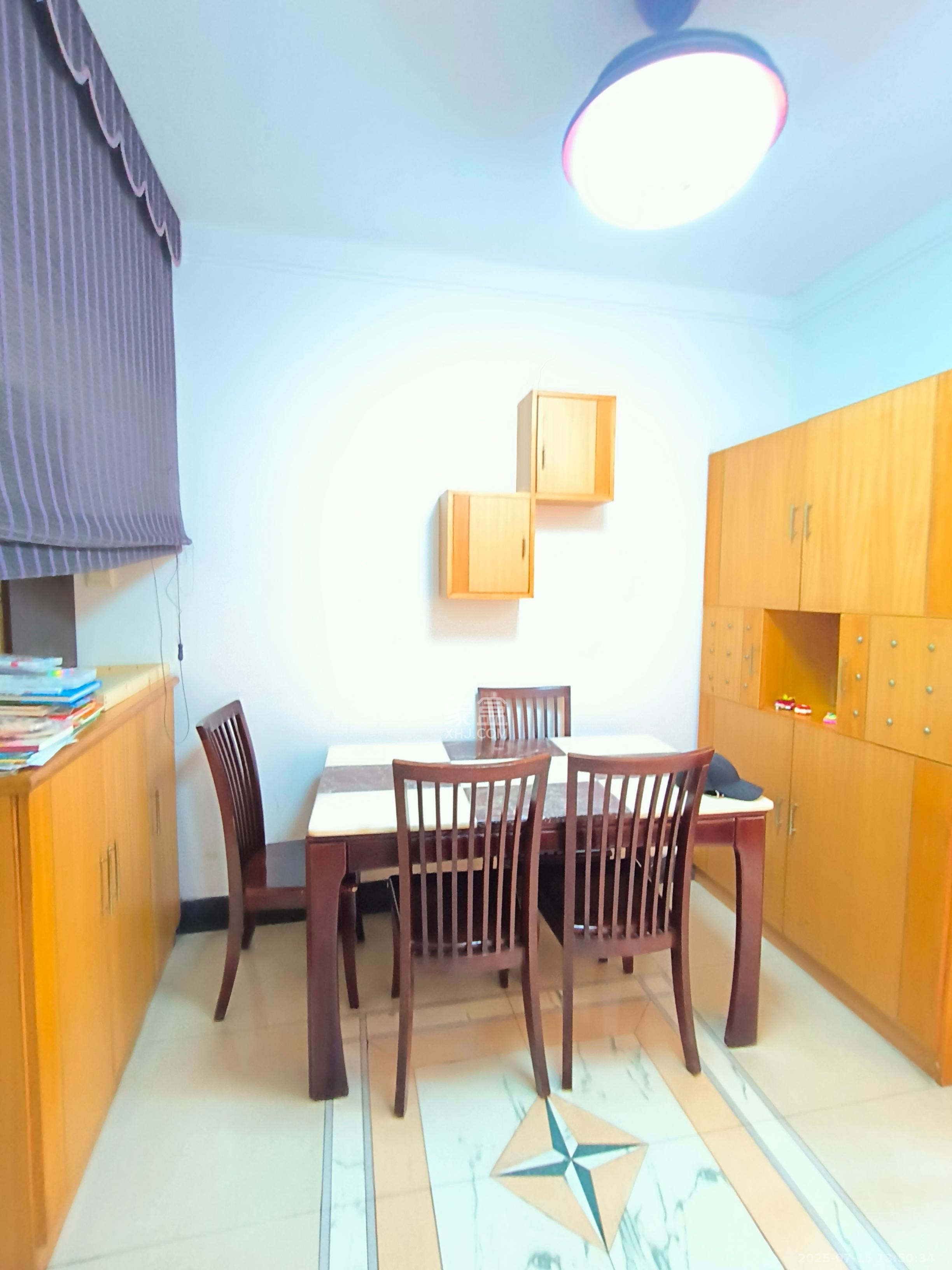 长勘小区  2室2厅1卫    3000.0元/月 长勘小区  2室2厅1卫    3000.0元/月室内图