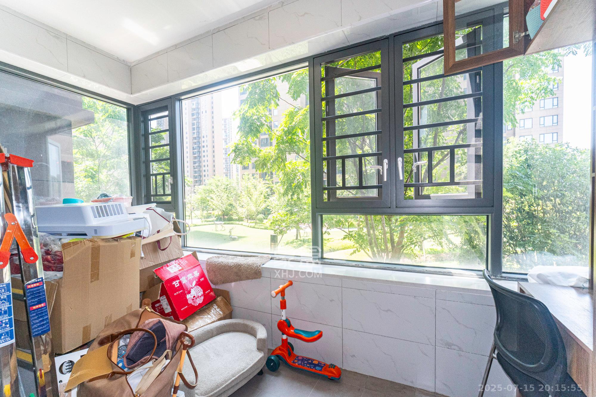 运达锦绣广场 3室2厅2卫 150.0万 运达锦绣广场 3室2厅2卫 150.0万阳台