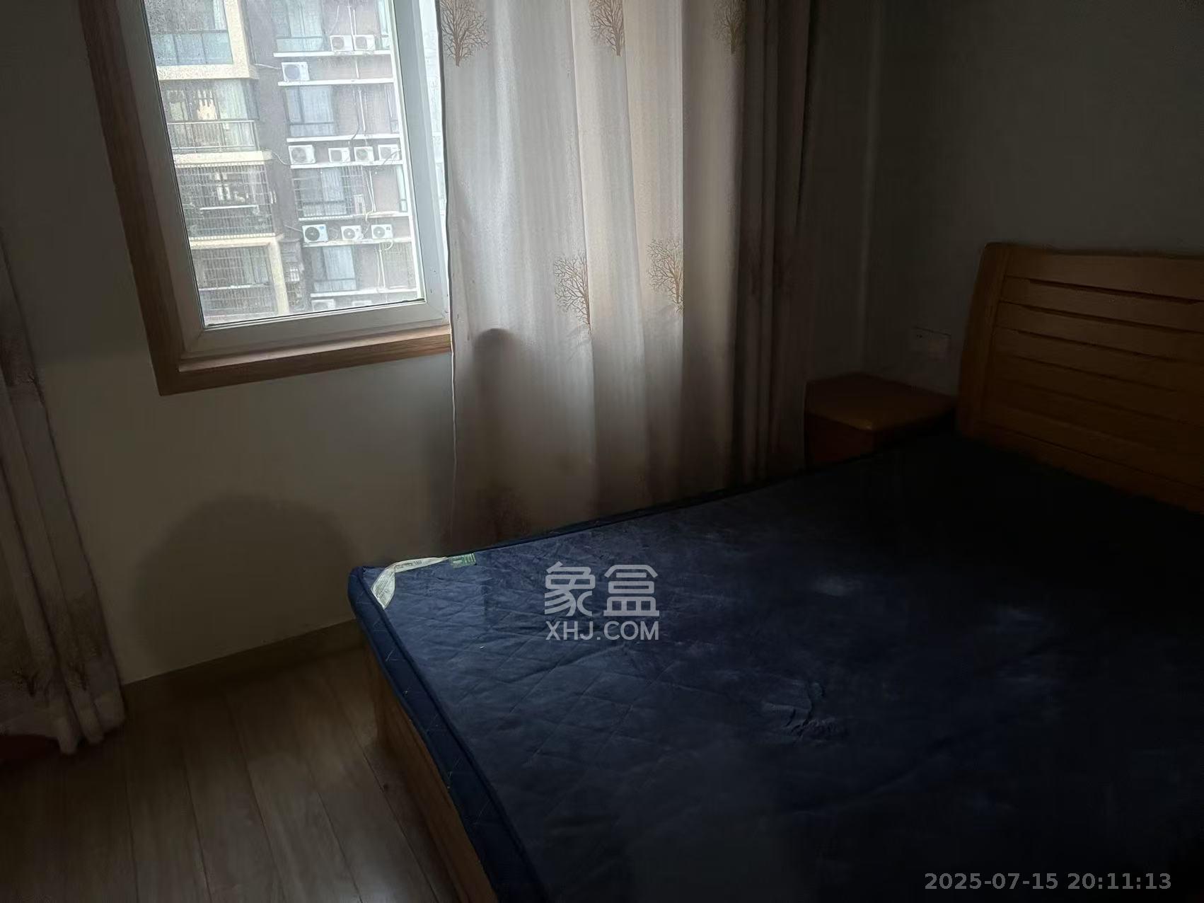 海利科院佳园  3室1厅1卫   2300.00元/月