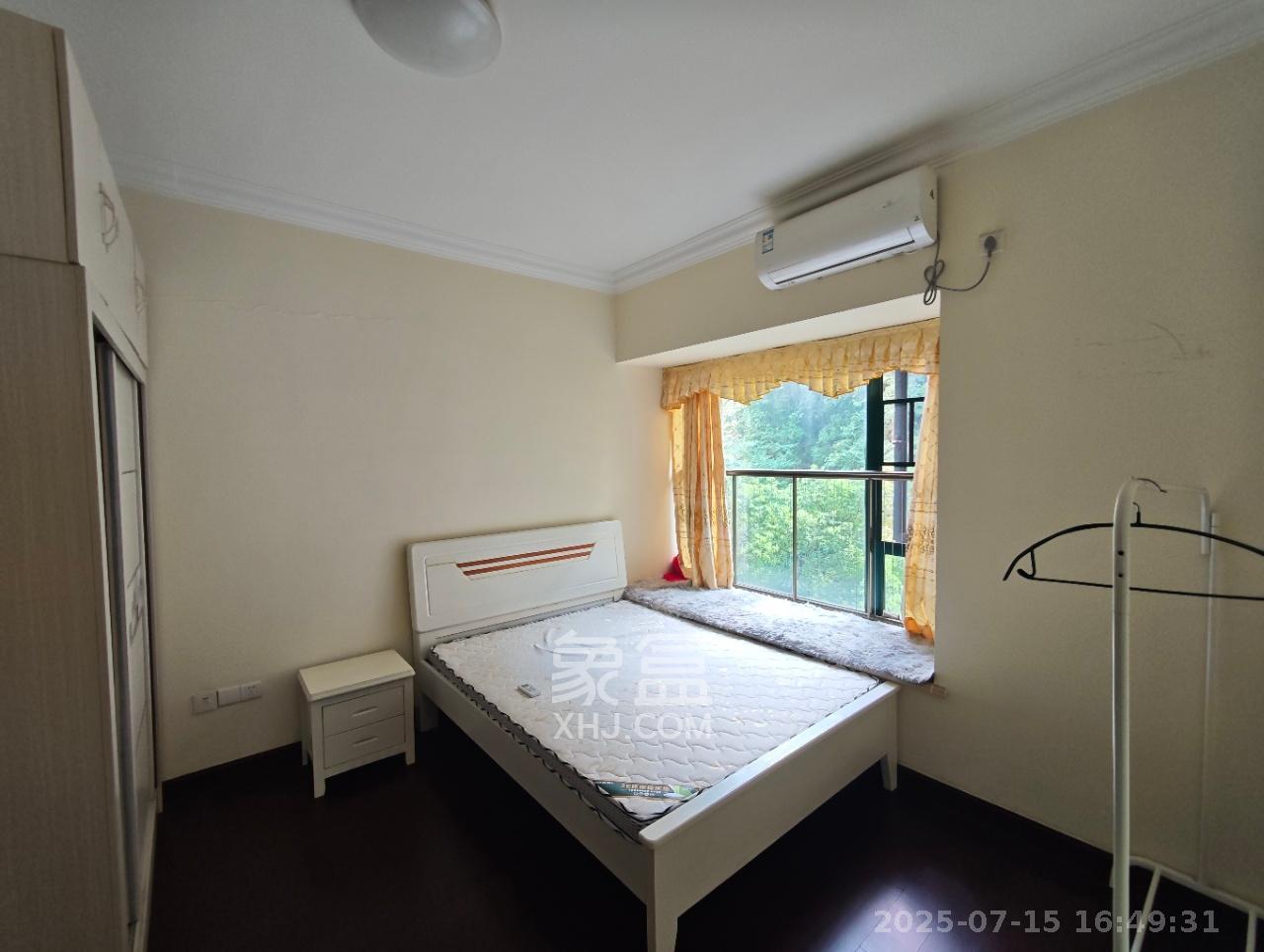 恒大城 3室2厅2卫 2500.0元/月 恒大城 3室2厅2卫 2500.0元/月室内图