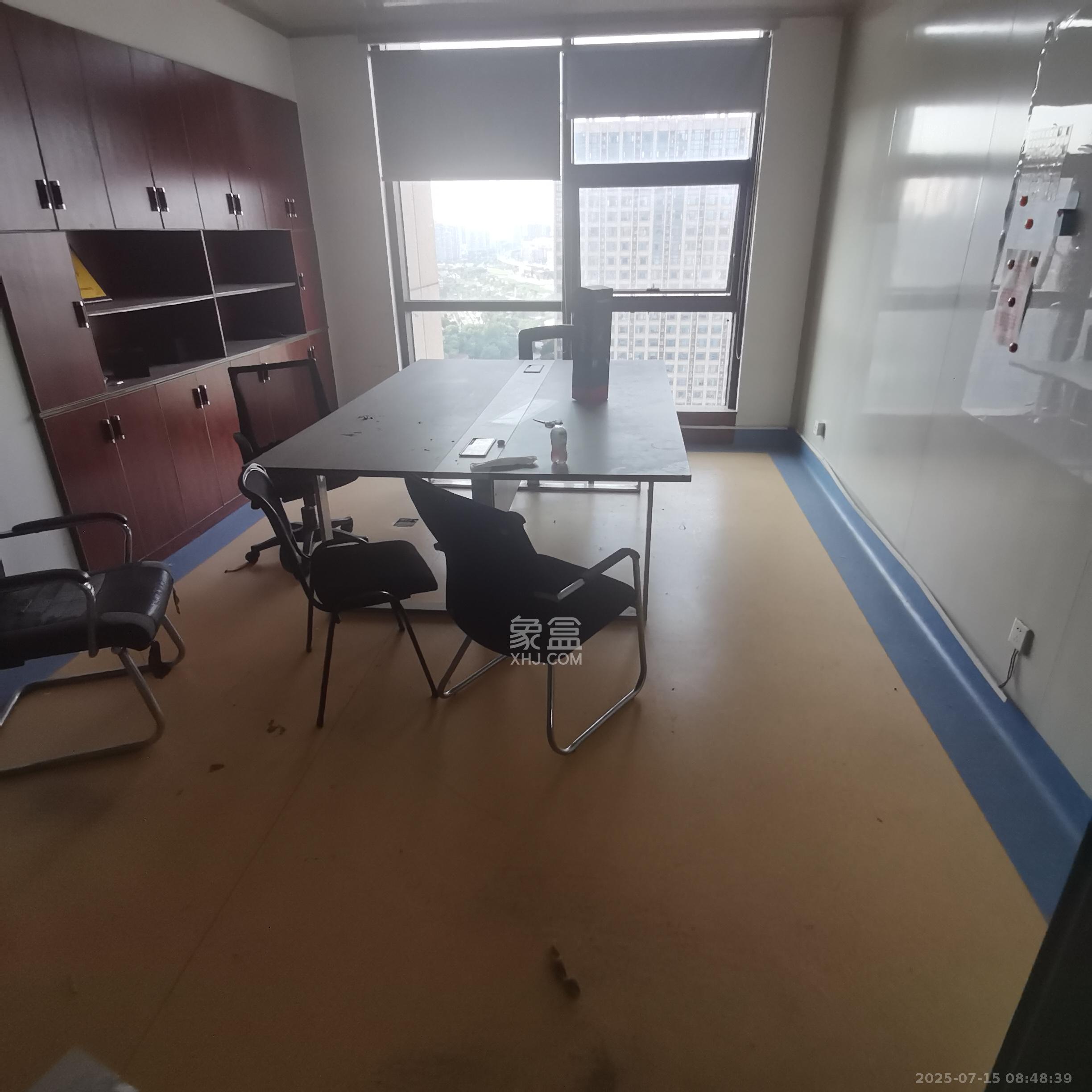 喜盈门范城   265.0㎡      13000.0元/月室内图