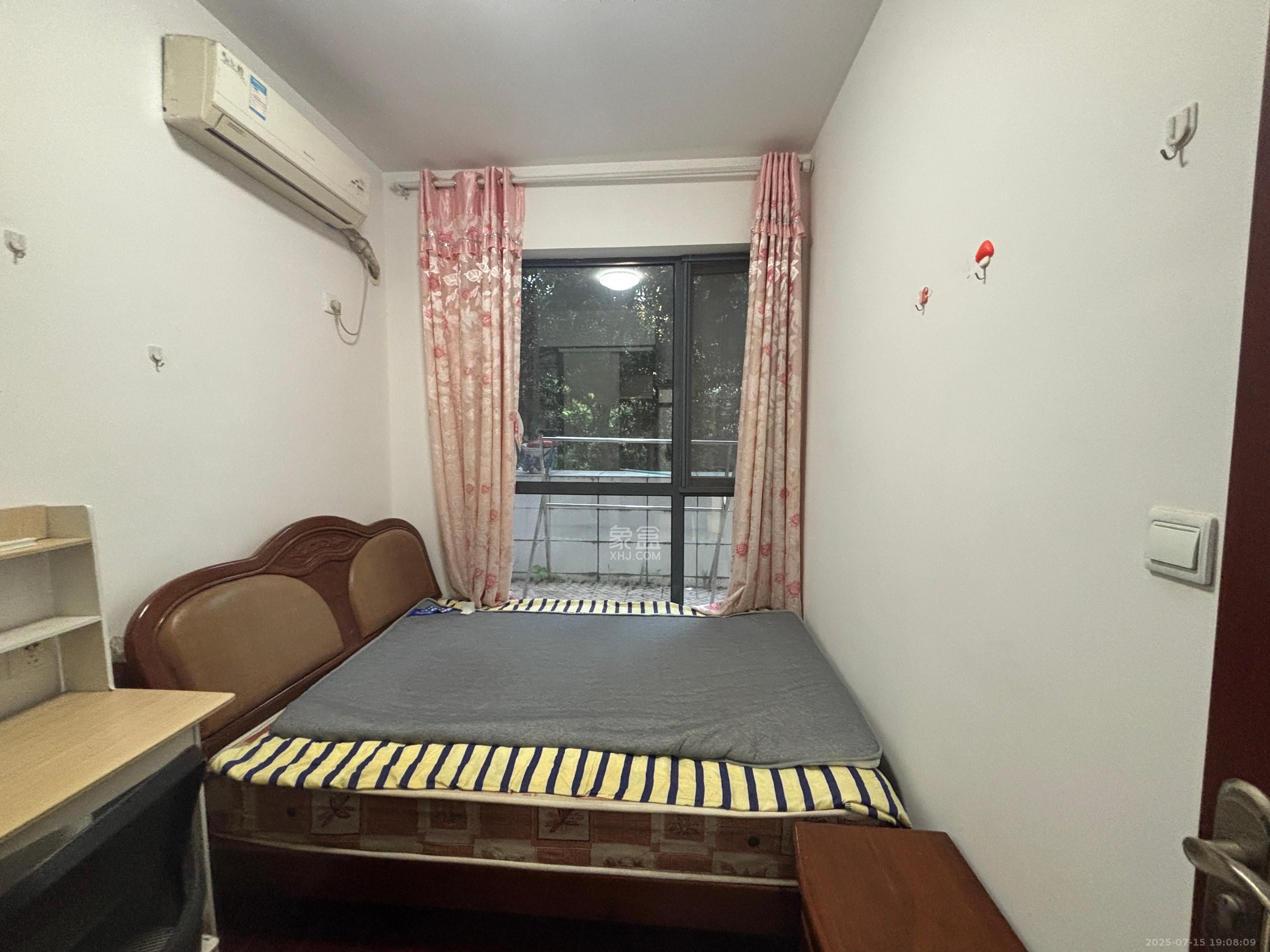 长盛岚庭 3室2厅1卫 1800.0元/月 长盛岚庭 3室2厅1卫 1800.0元/月室内图