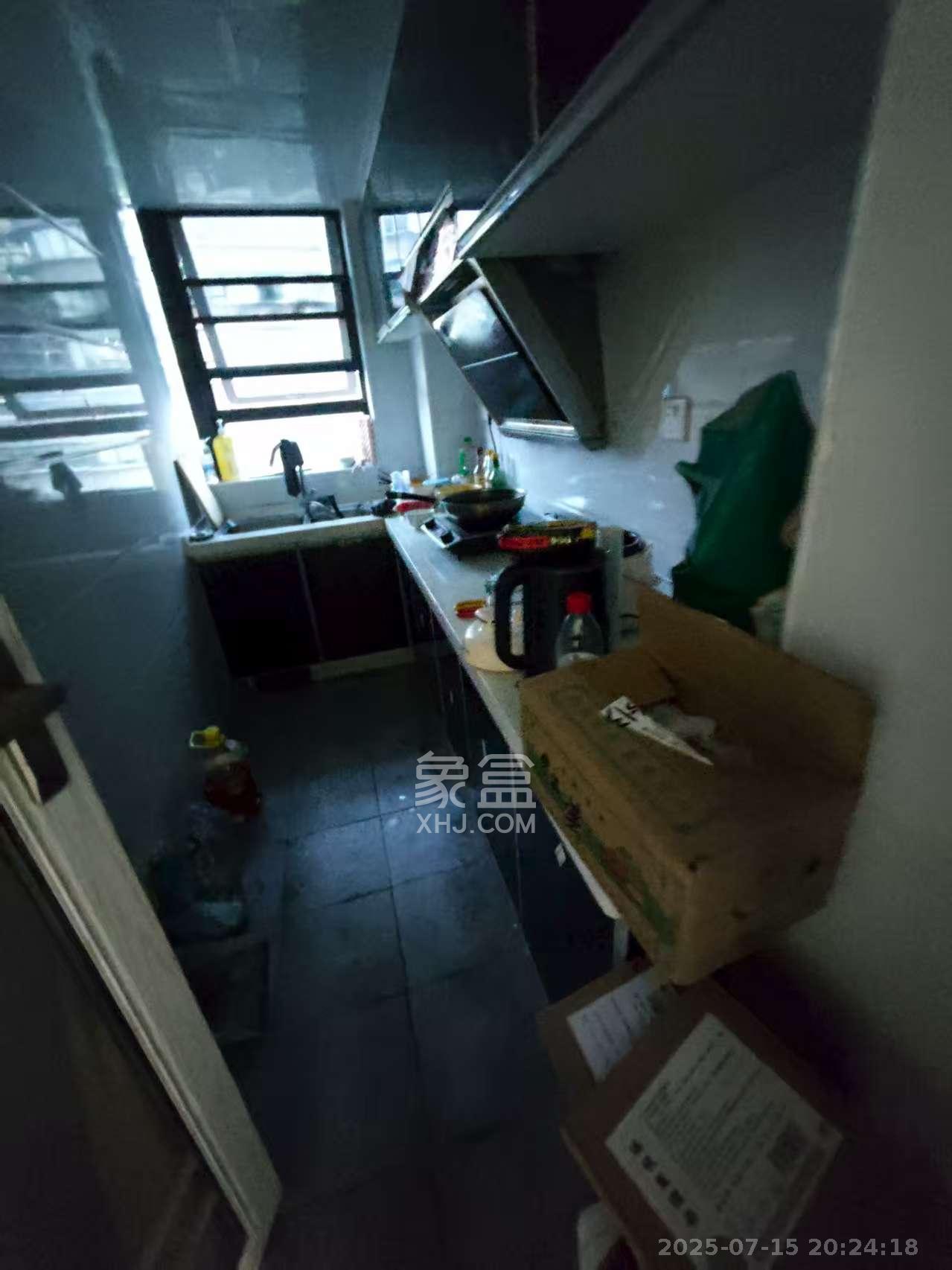 达美溪湖湾  2室1厅1卫   2500.00元/月室内图