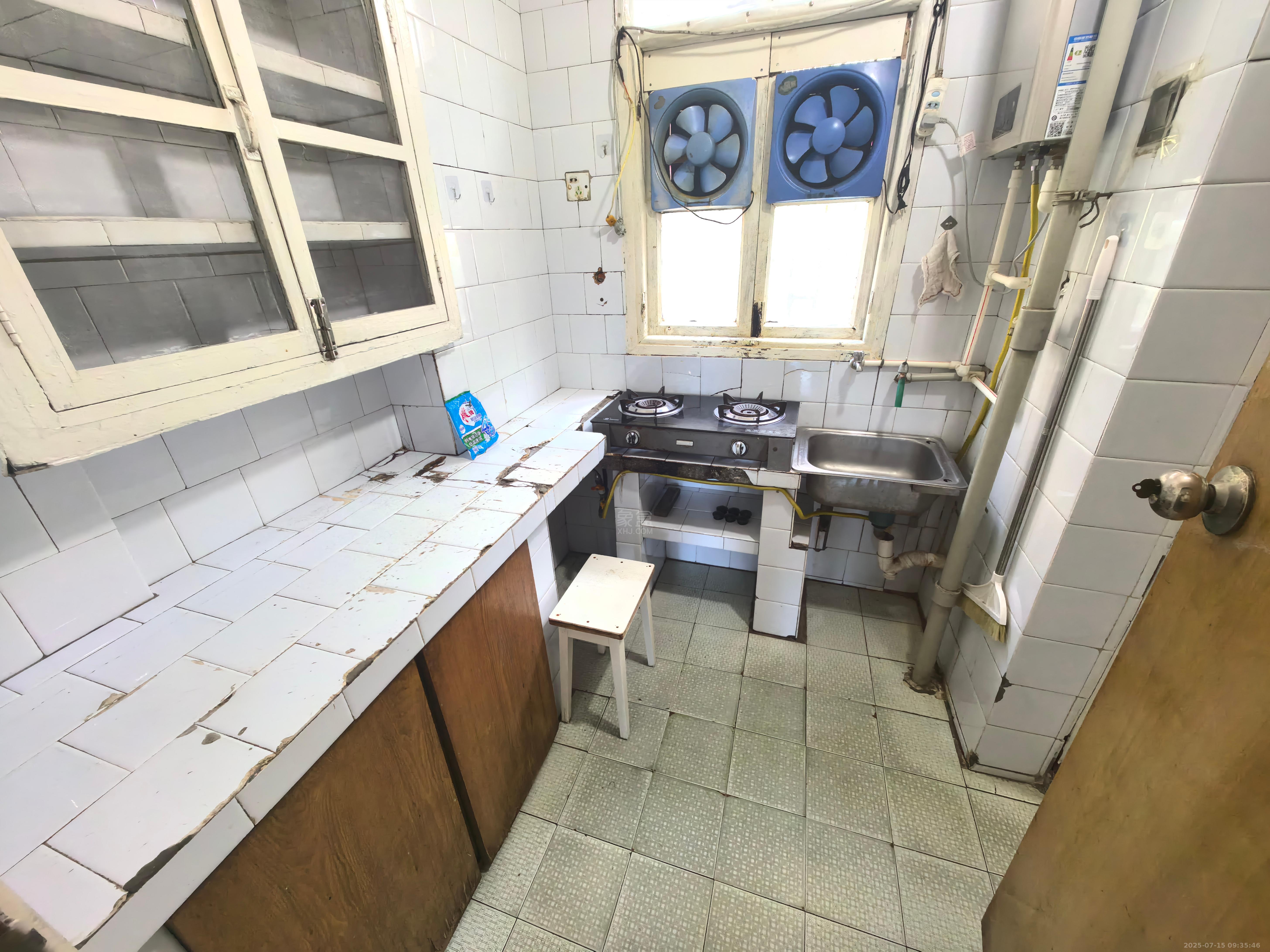 金桂小区曹一二三村 2室2厅1卫 1100.00元/月 金桂小区曹一二三村 2室2厅1卫 1100.00元/月室内图