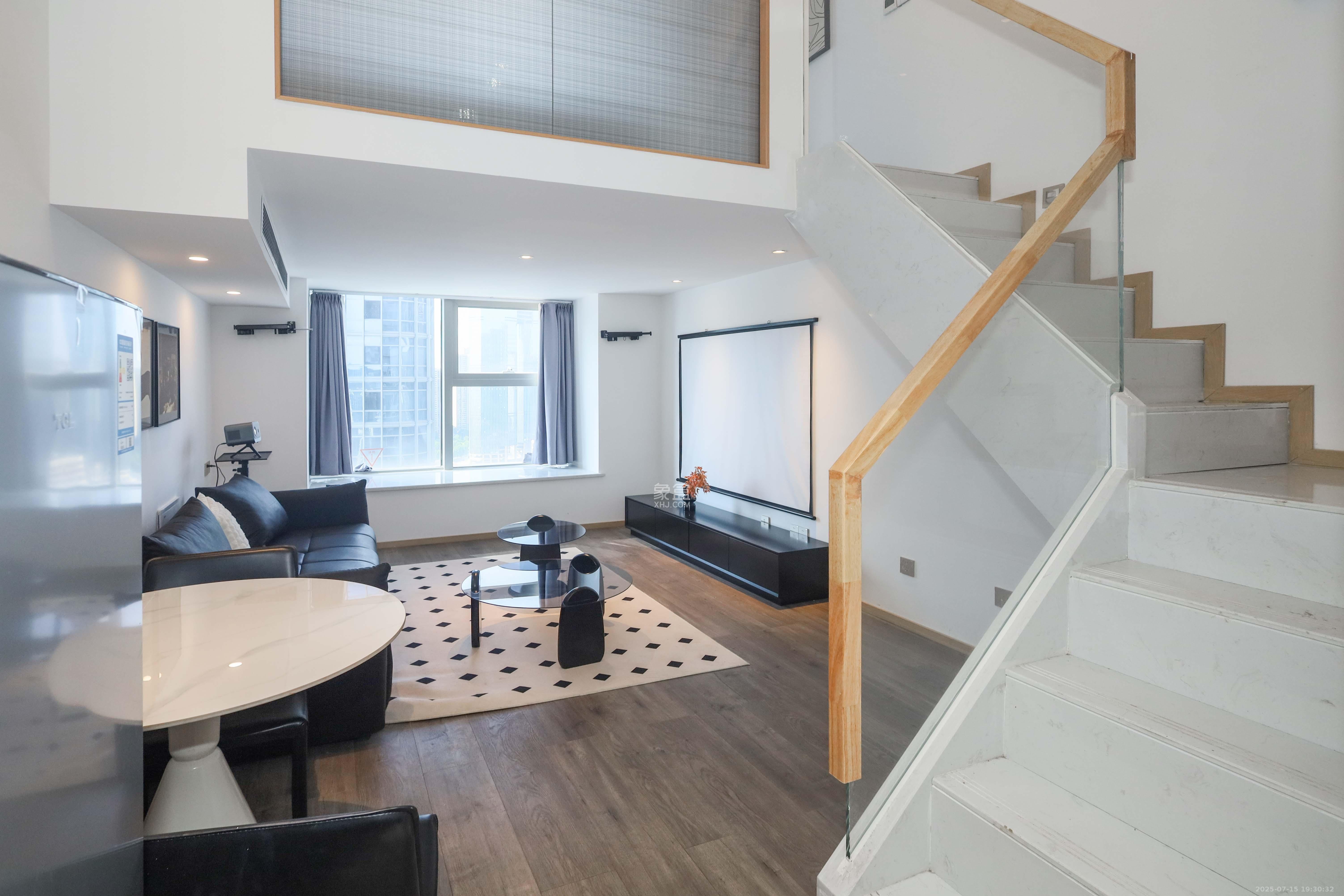 正荣梅溪紫阙台  2室1厅1卫    40.0万客厅