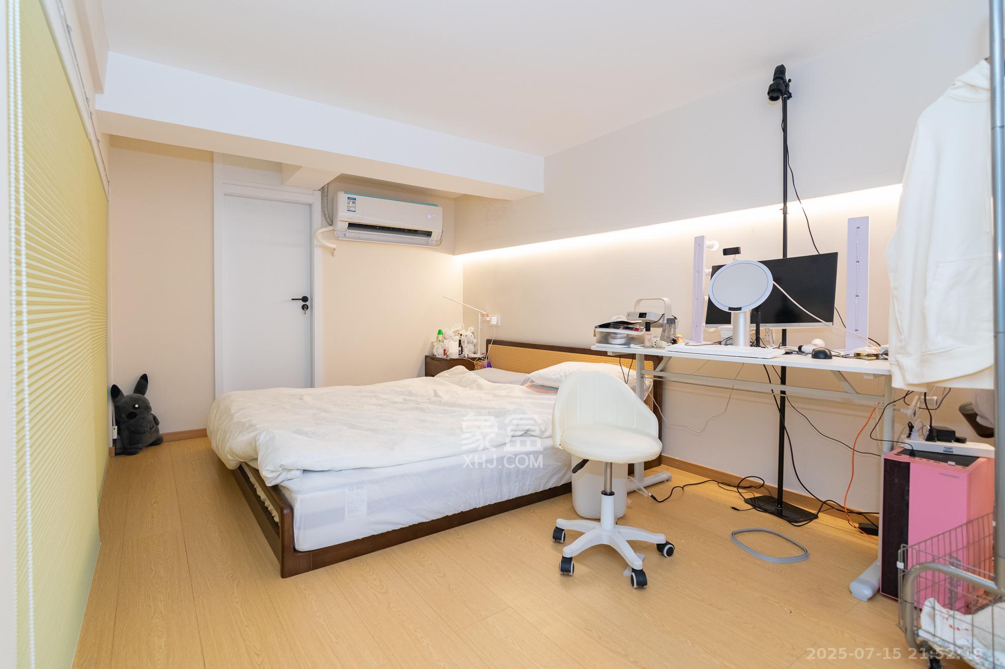 才子城  1室1厅1卫    38.8万卧室