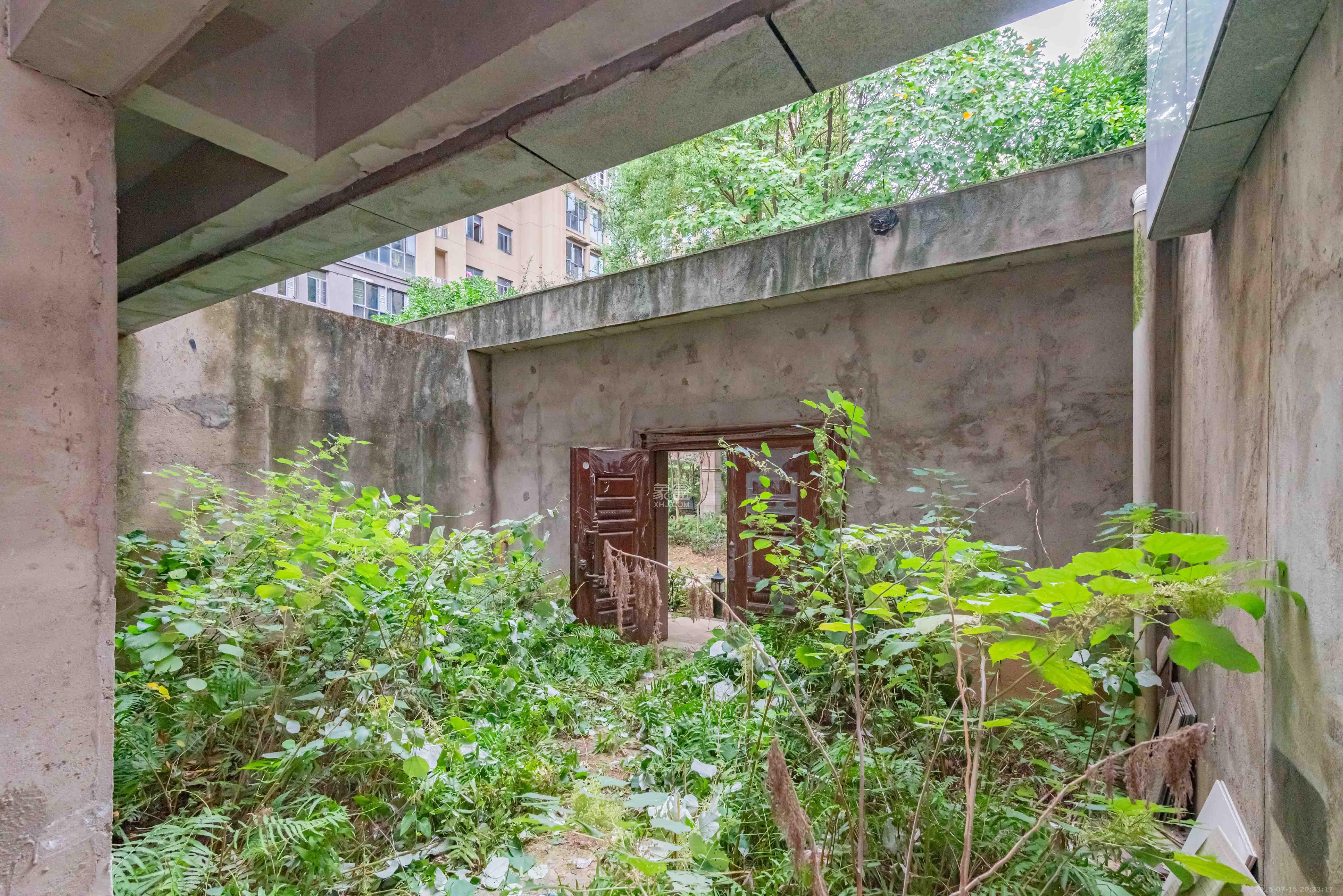 悦湖山  6室3厅3卫    438.0万 悦湖山  6室3厅3卫    438.0万其他