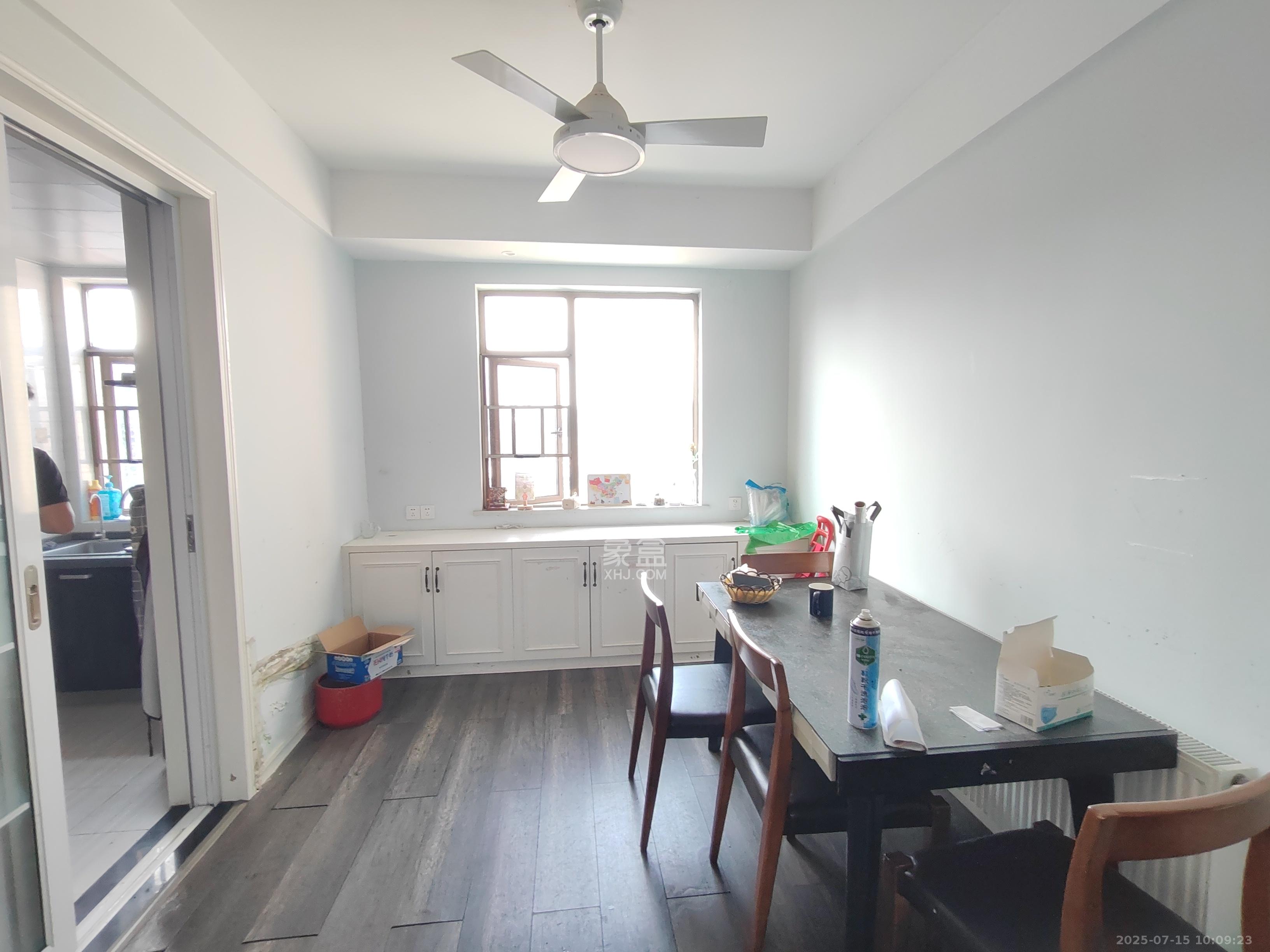 江山帝景雅典 3室2厅2卫 2500.0元/月 江山帝景雅典 3室2厅2卫 2500.0元/月室内图