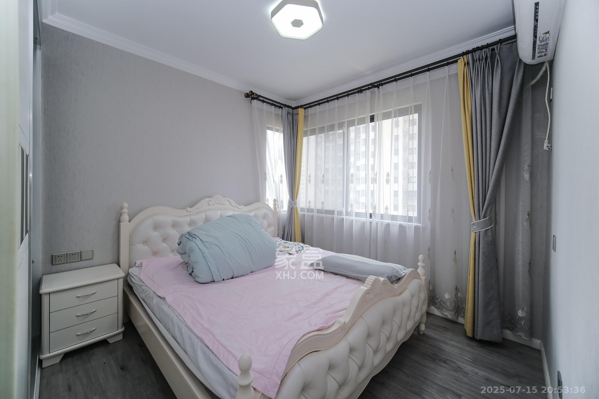 保利香槟国际  3室2厅1卫    83.0万 保利香槟国际  3室2厅1卫    83.0万卧室