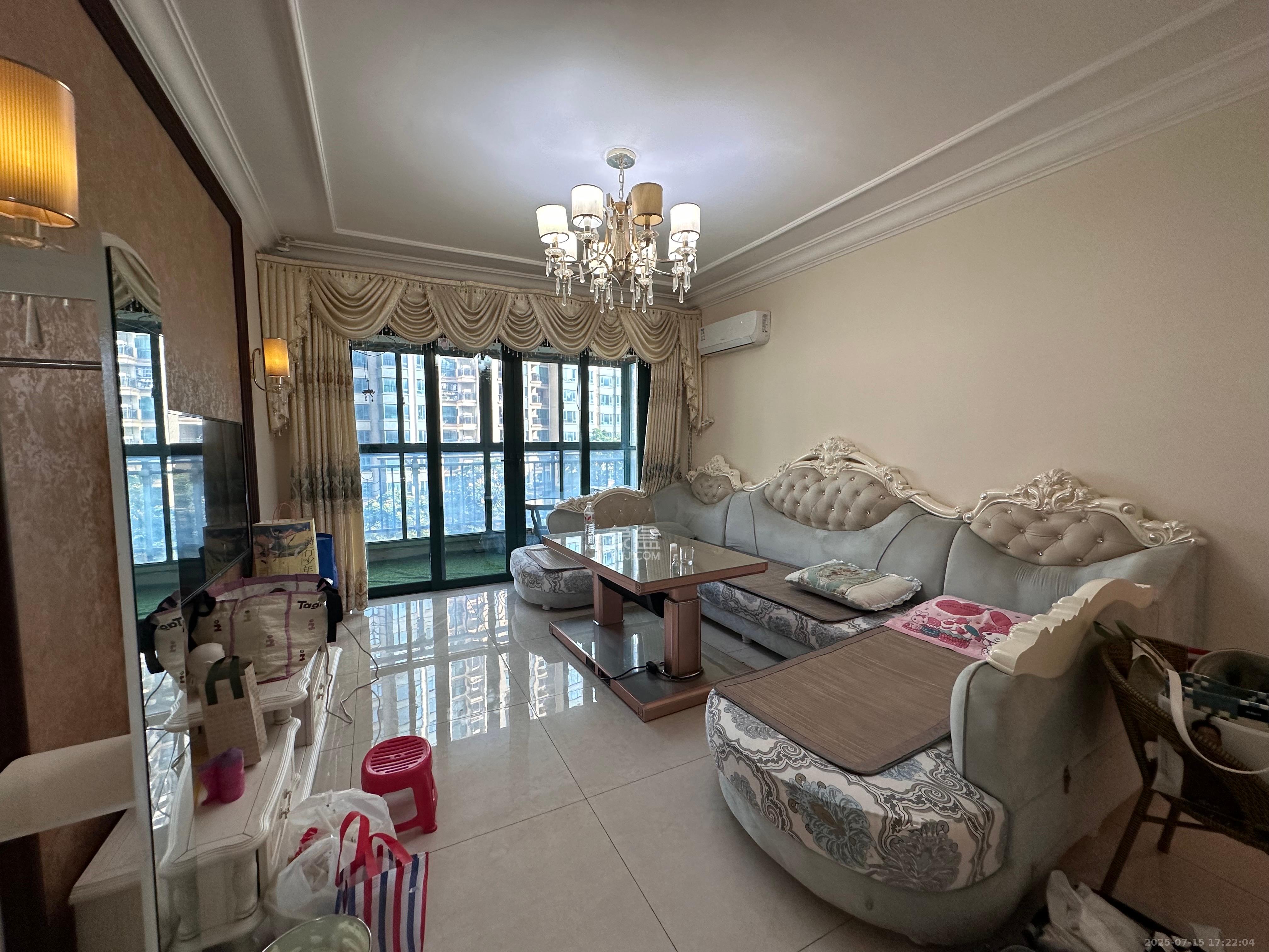 恒大雅苑 3室2厅2卫 3000.00元/月 恒大雅苑 3室2厅2卫 3000.00元/月室内图