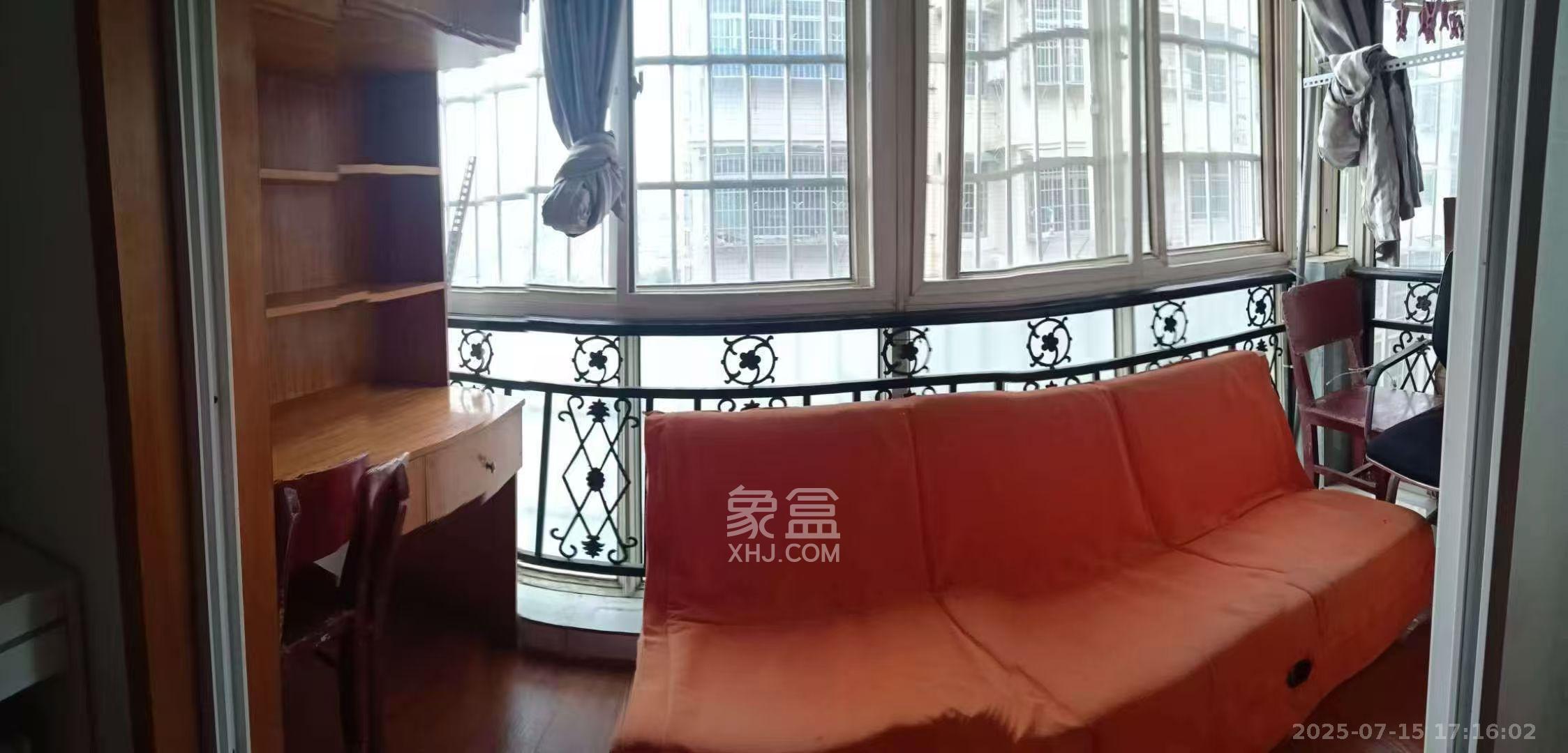 湘绣城  2室2厅1卫    1200.0元/月室内图