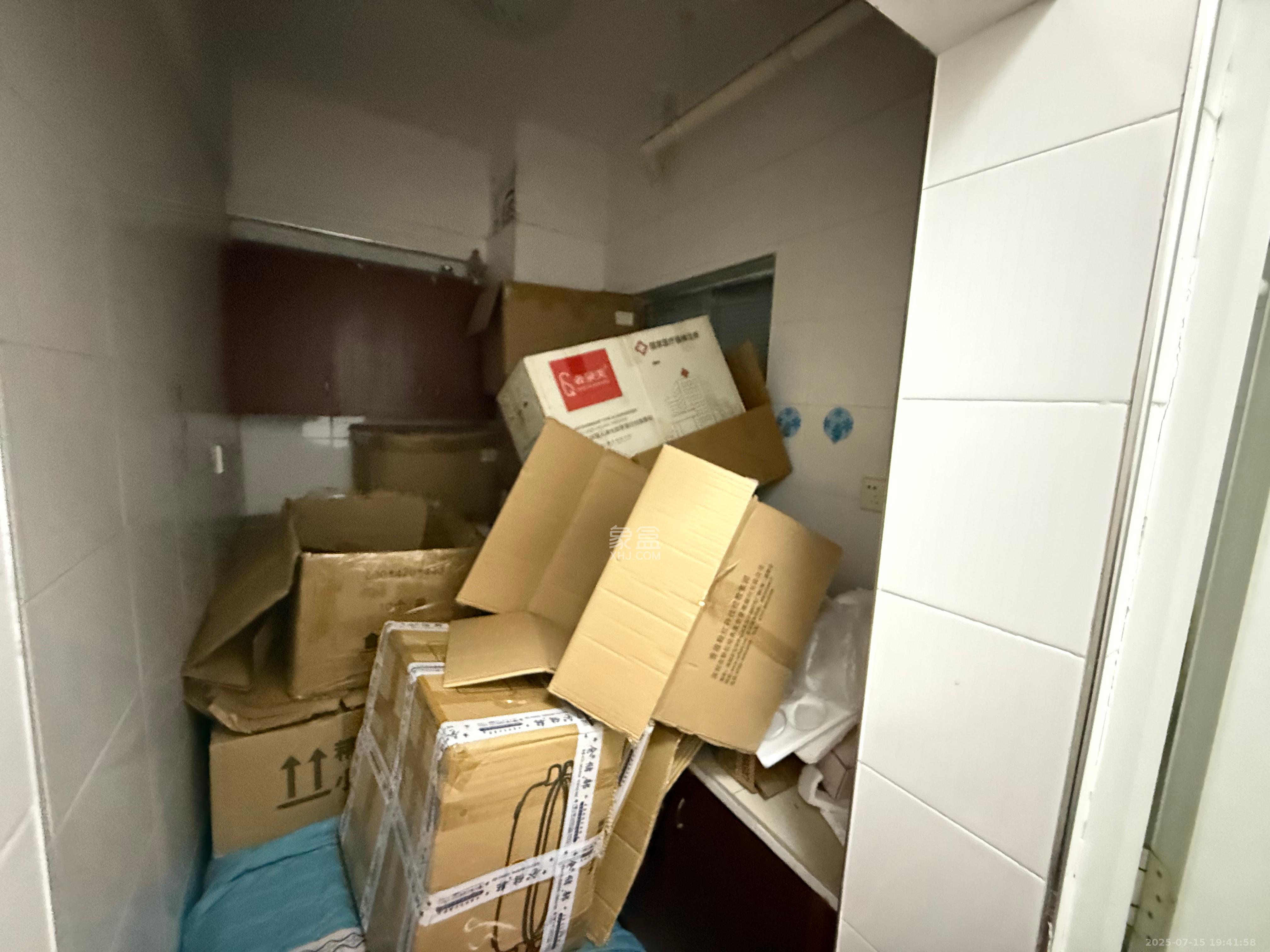 华菱新城地标  2室2厅1卫   1900.00元/月室内图
