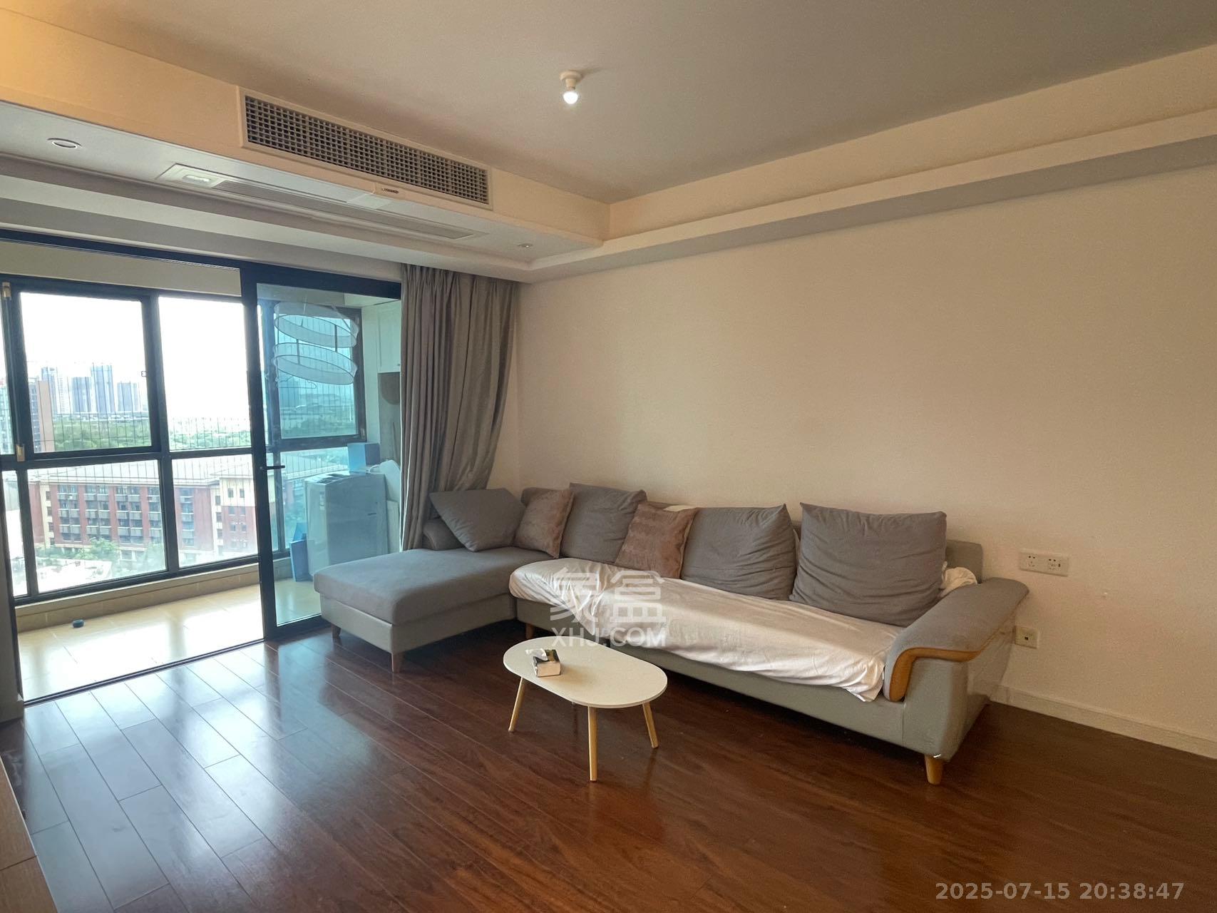 万科魅力之城观澜里 3室2厅2卫 3200.0元/月 万科魅力之城观澜里 3室2厅2卫 3200.0元/月室内图