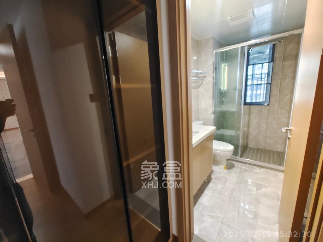 旭辉雨花郡  4室2厅2卫   4000.00元/月室内图