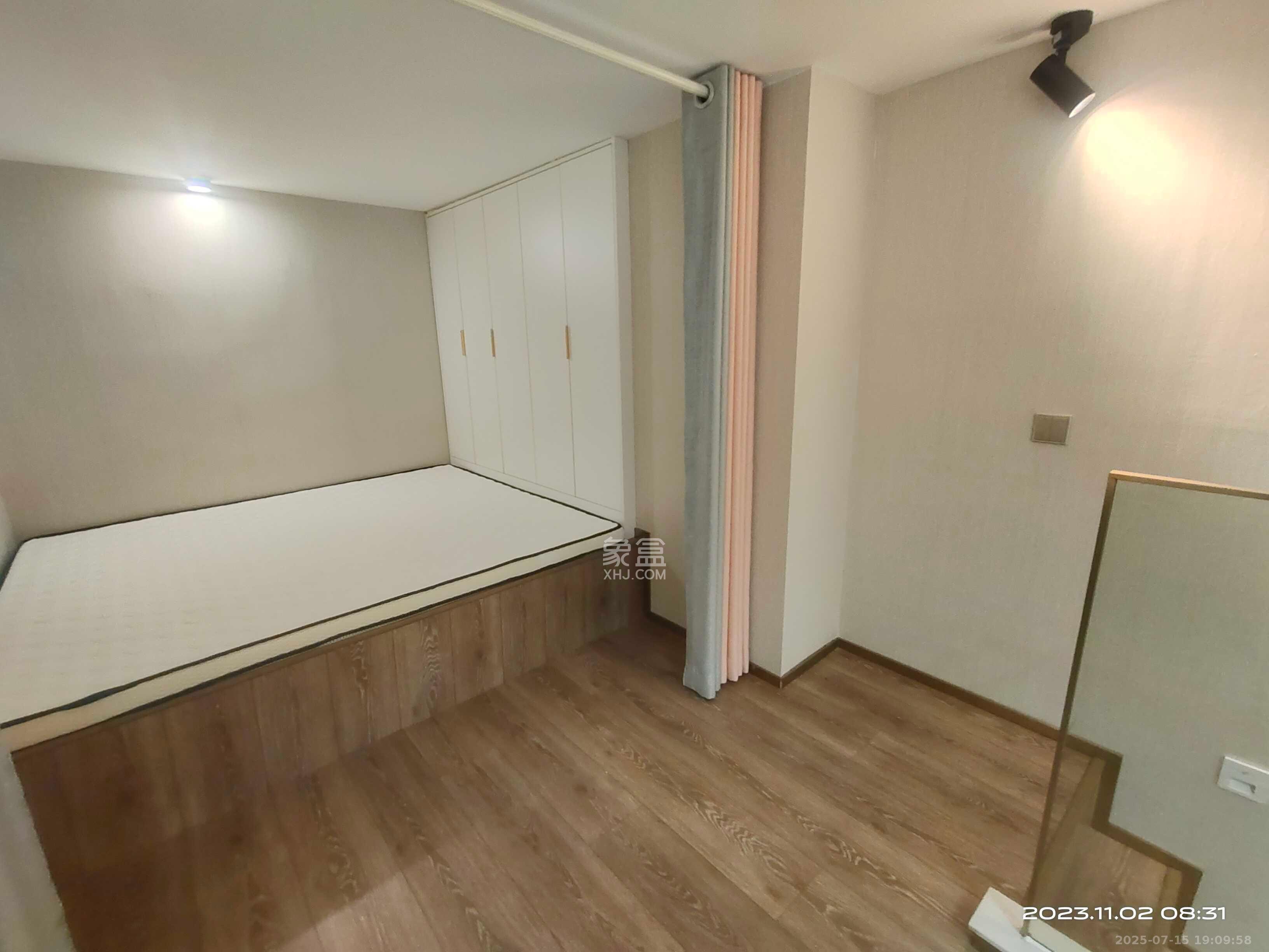 华远海蓝郡  2室2厅1卫   1700.00元/月室内图