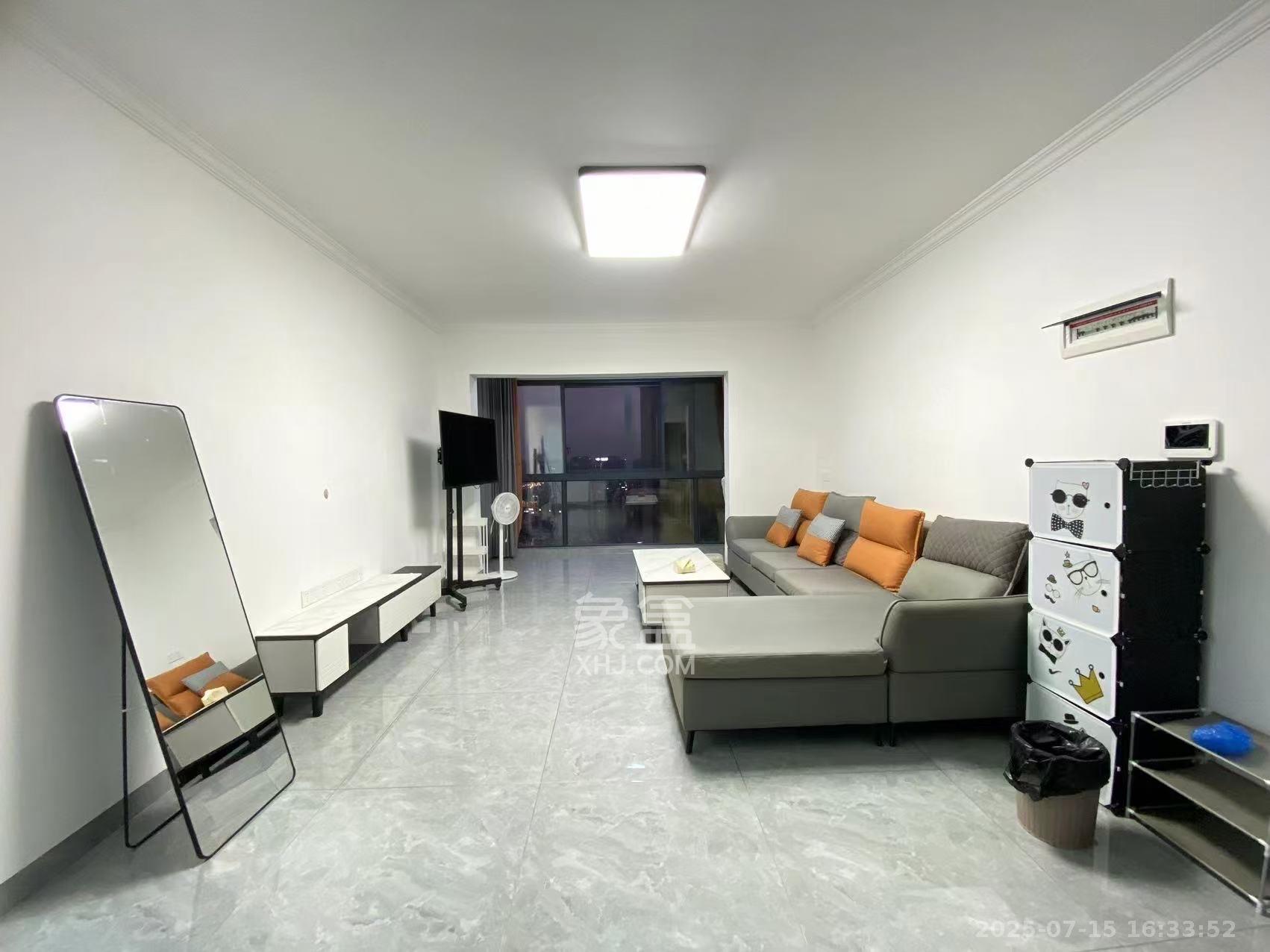 中国铁建18公馆(常青嘉苑) 1室0厅0卫 2800.0元/月 中国铁建18公馆(常青嘉苑) 1室0厅0卫 2800.0元/月室内图