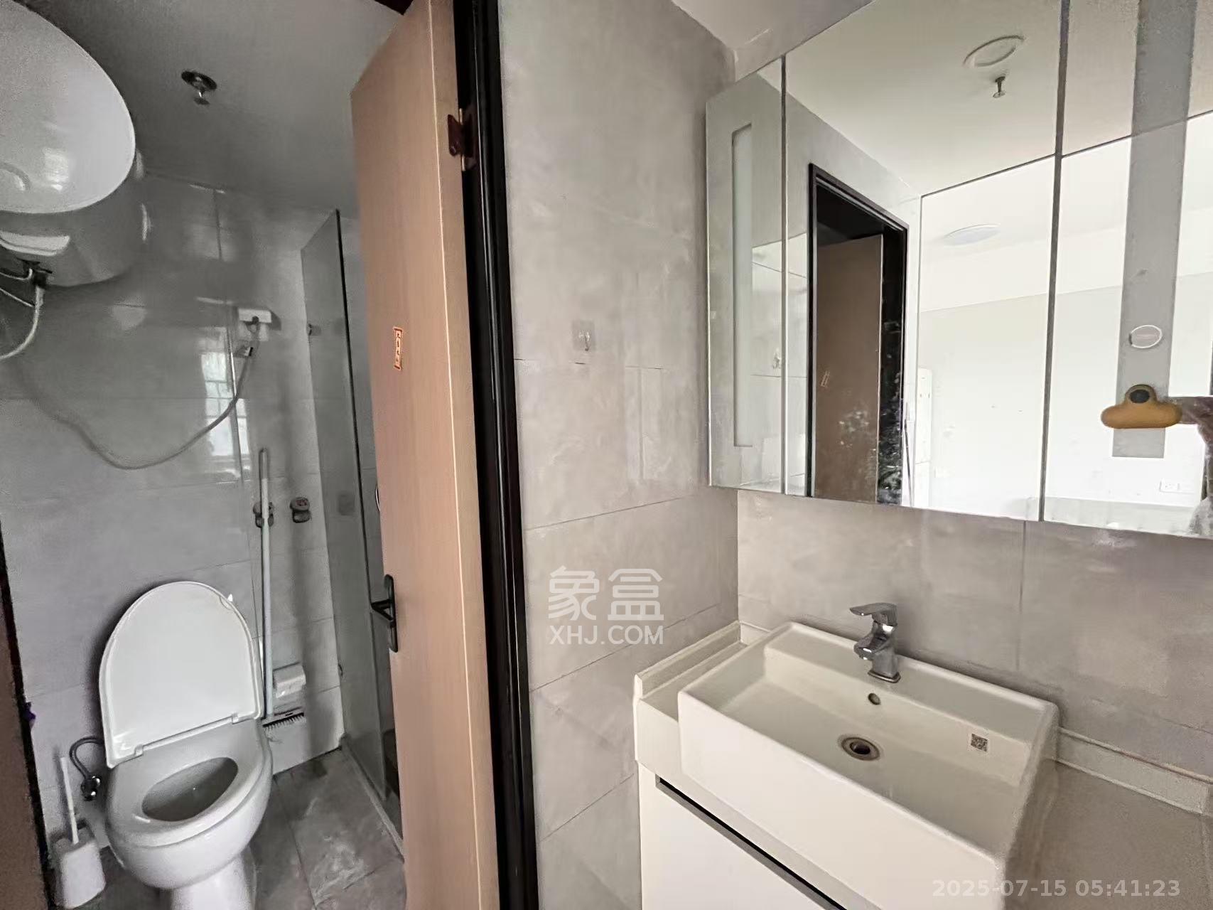 旭辉都会山  1室1厅1卫   1800.00元/月室内图