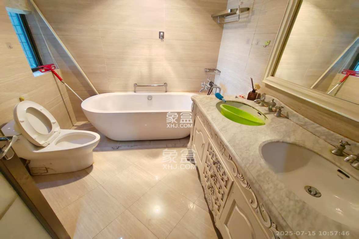 长大彩虹都  4室2厅2卫    3200.0元/月 长大彩虹都  4室2厅2卫    3200.0元/月室内图