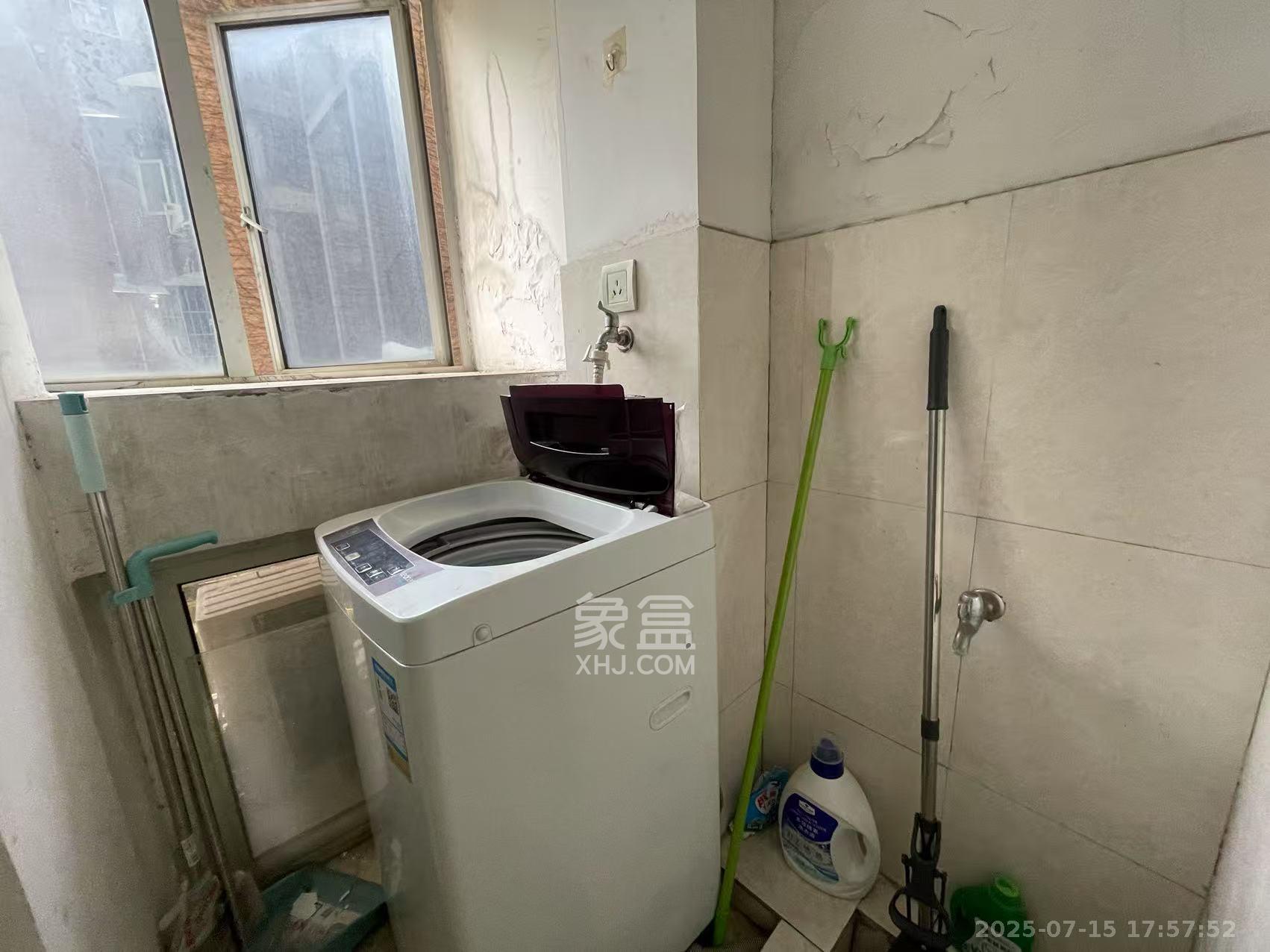 中远公馆  1室1厅1卫    1200.0元/月室内图