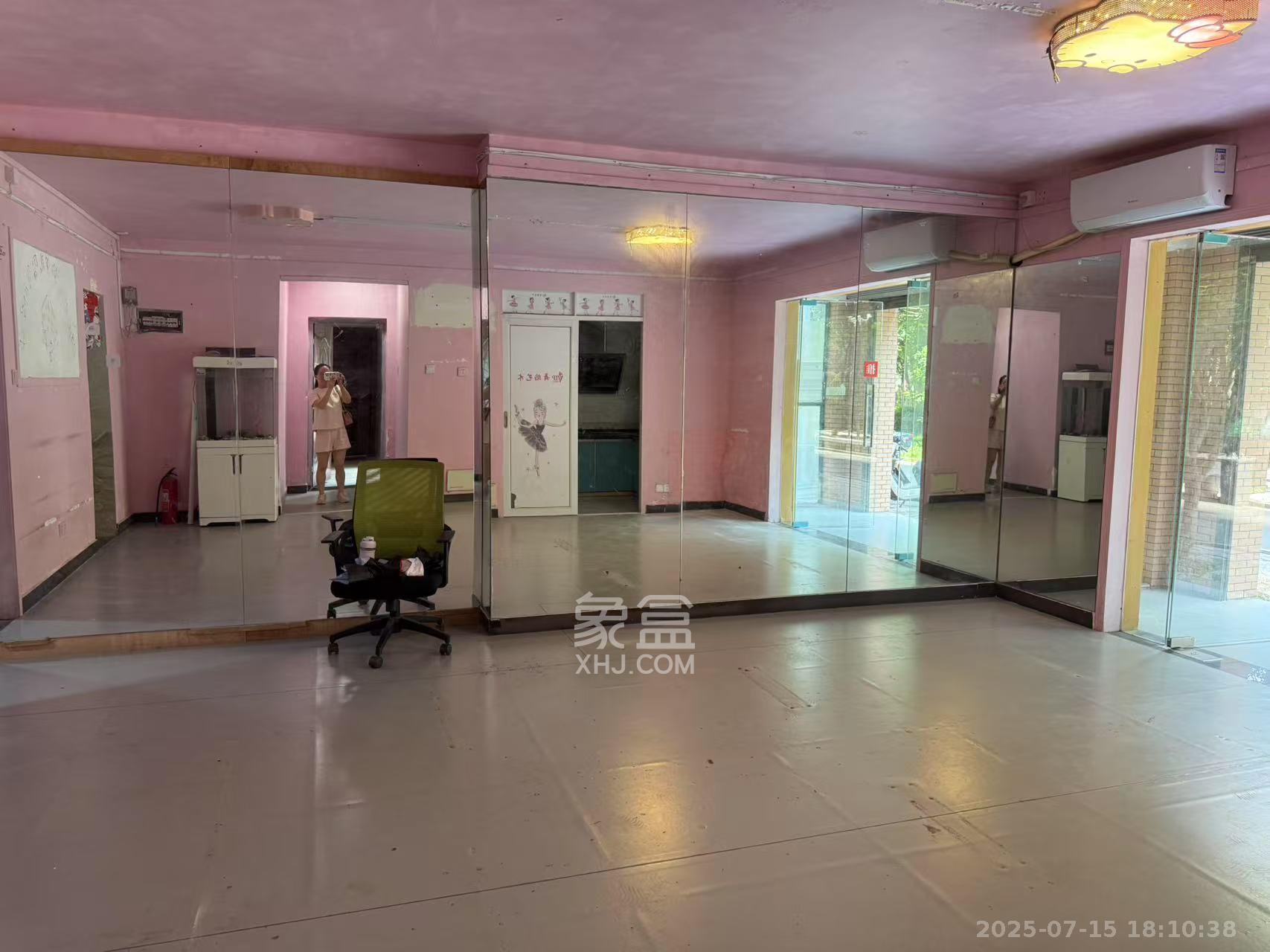 诚兴园 3室2厅2卫 3000.0元/月 诚兴园 3室2厅2卫 3000.0元/月室内图