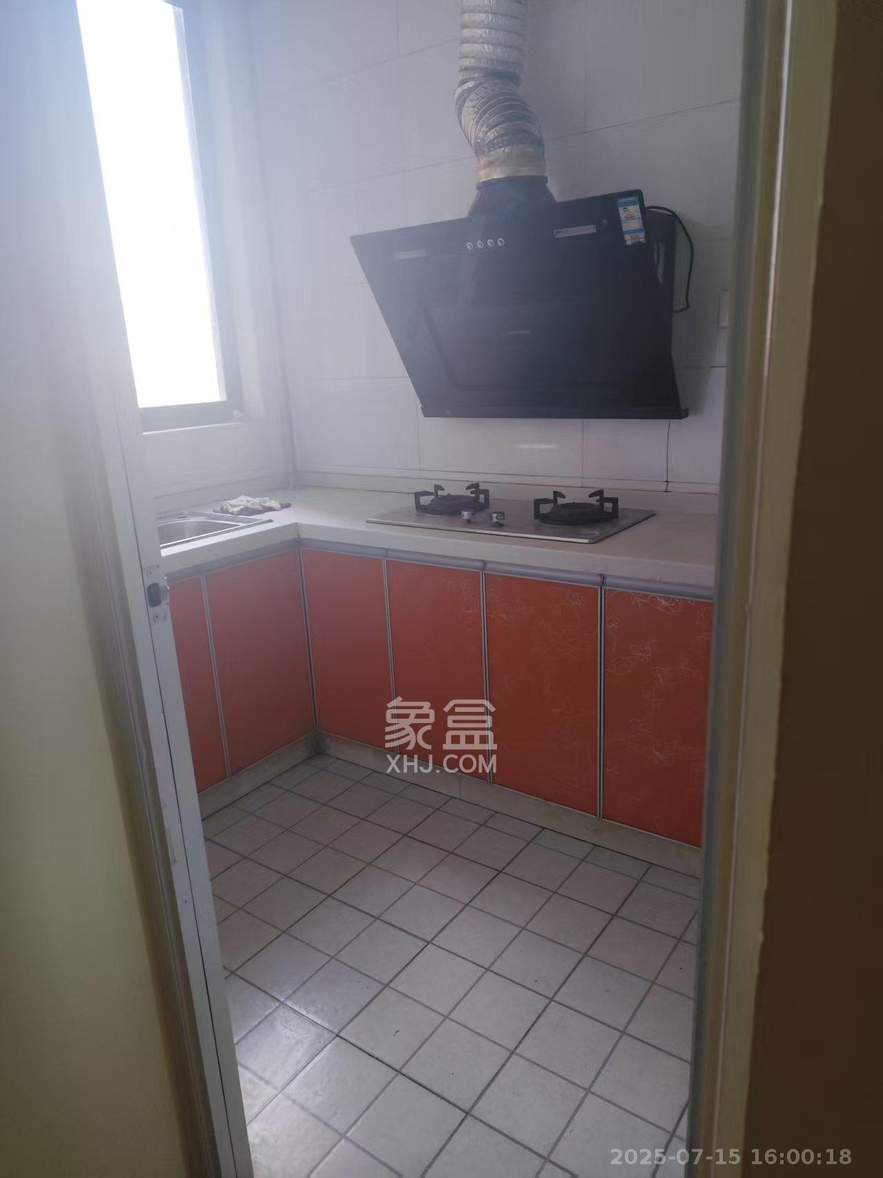 新华都万家城  3室2厅1卫    2000.0元/月 新华都万家城  3室2厅1卫    2000.0元/月室内图