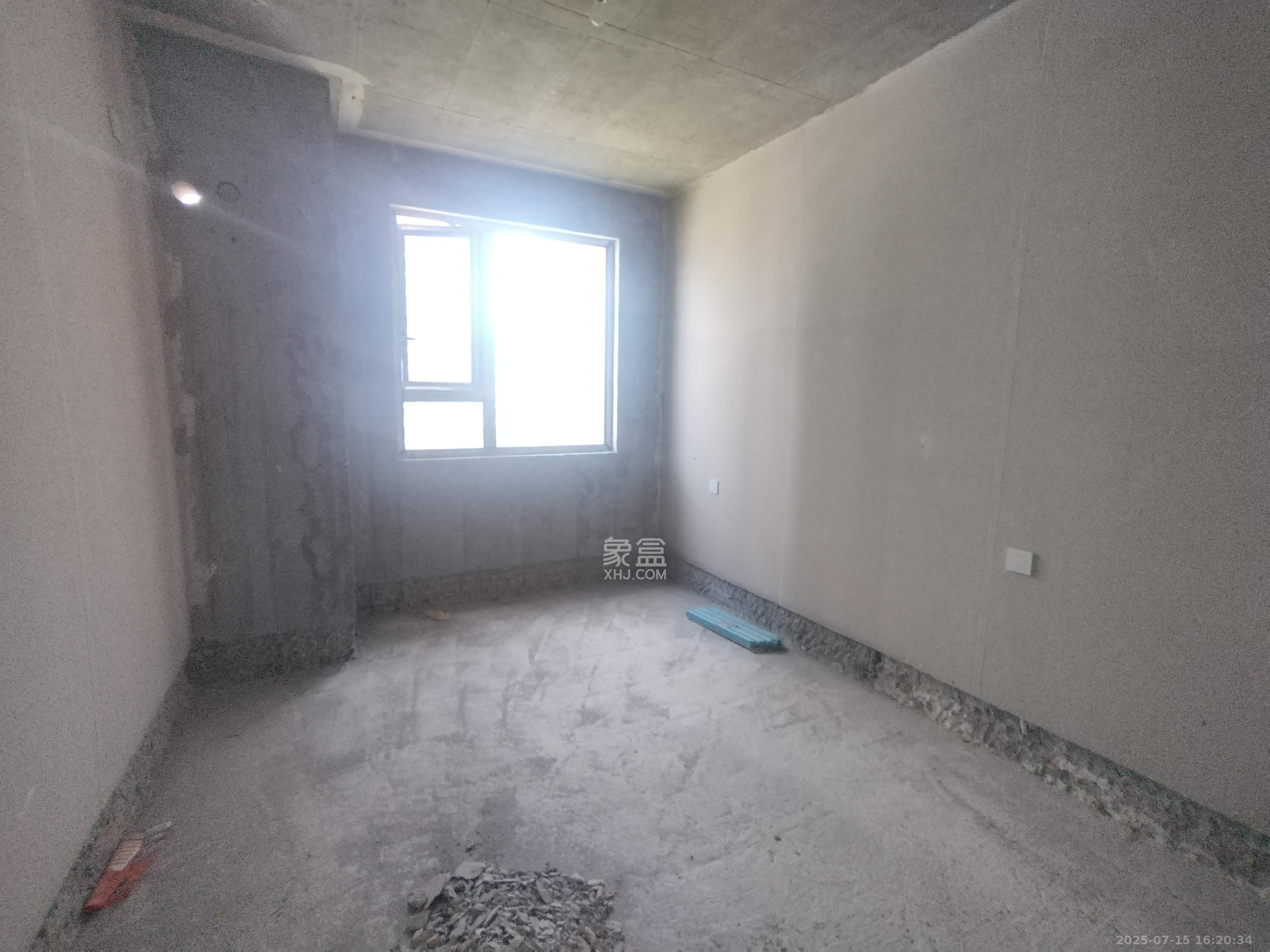 谷山景苑  4室2厅2卫    1200.0元/月 谷山景苑  4室2厅2卫    1200.0元/月室内图