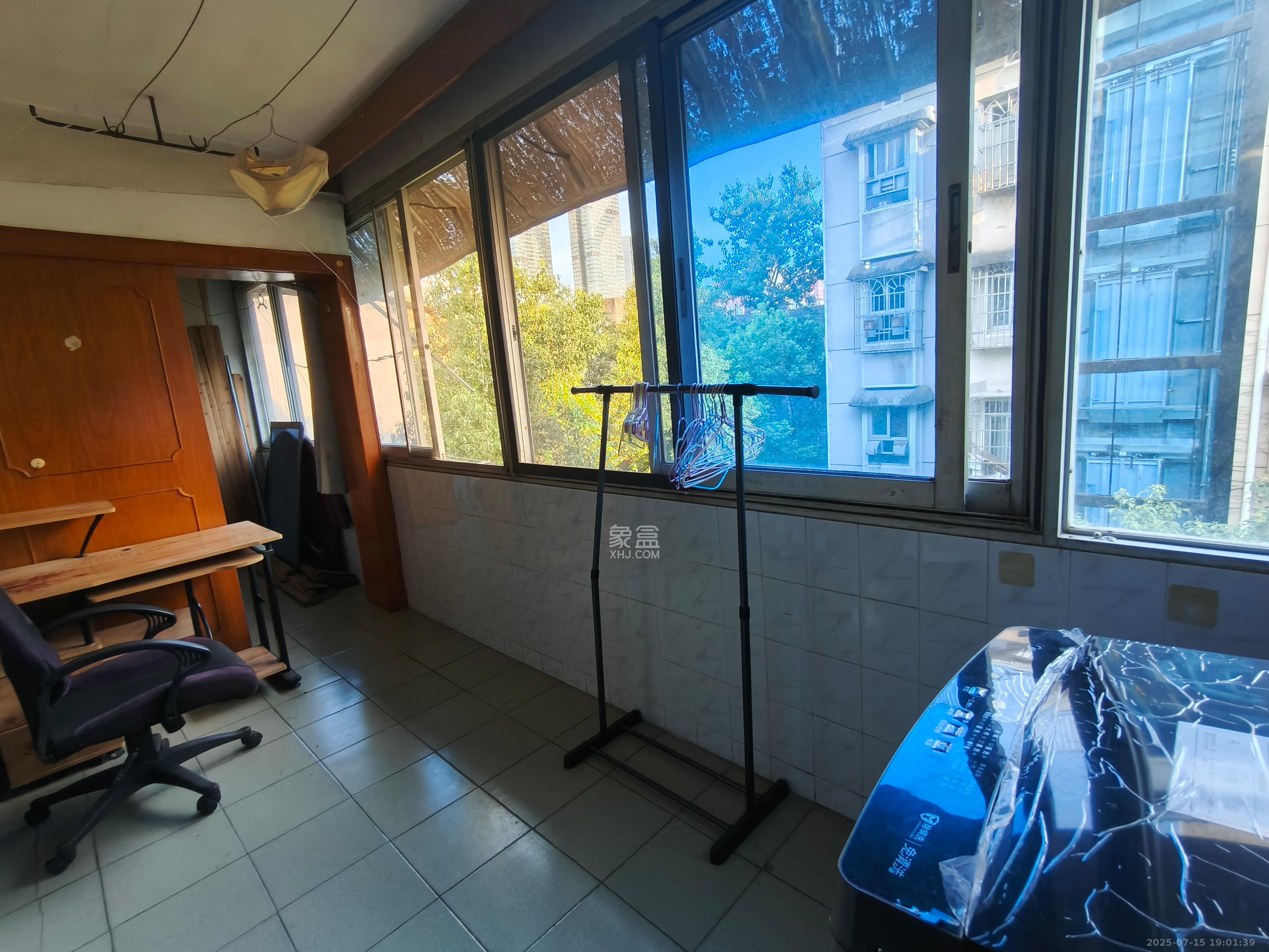 中南大学湘雅附一北院  2室1厅1卫    2200.0元/月 中南大学湘雅附一北院  2室1厅1卫    2200.0元/月室内图