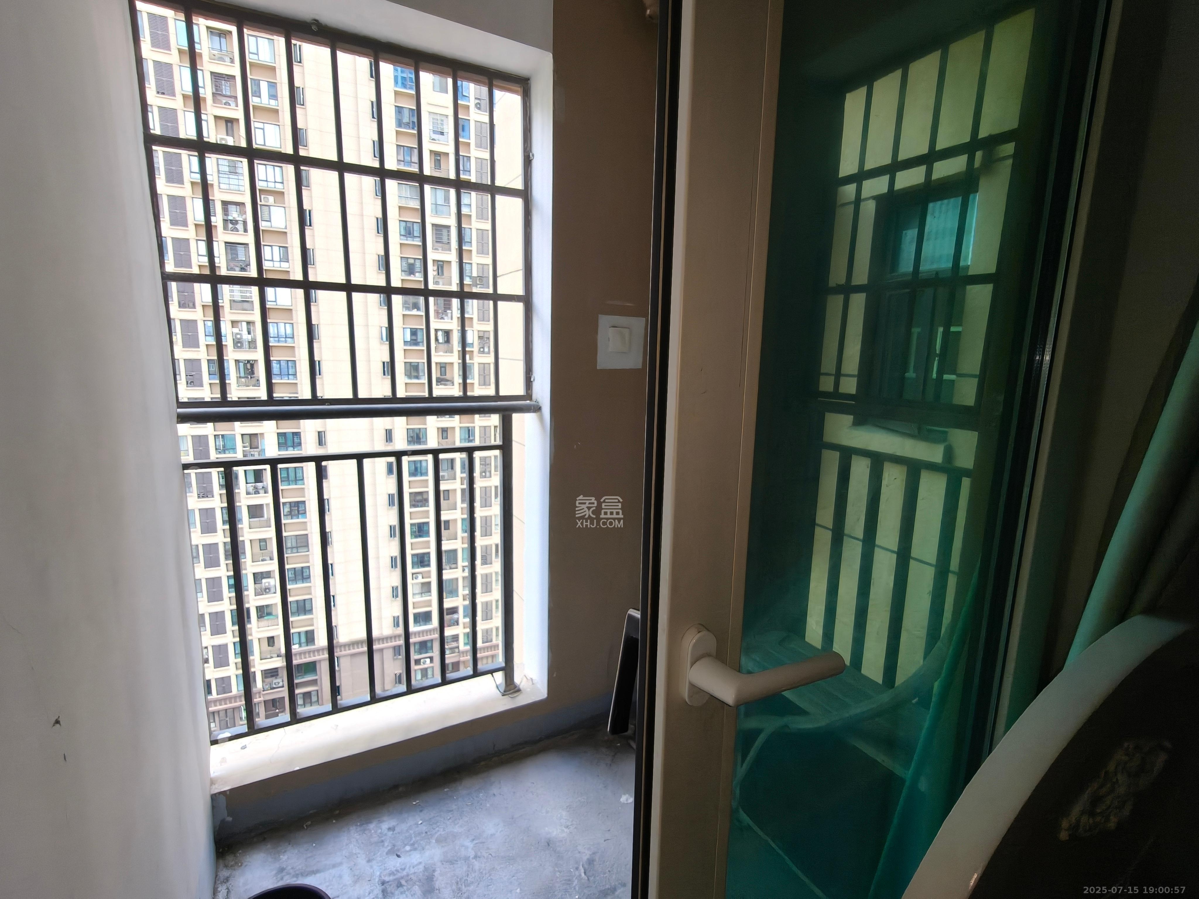 金科时代中心  1室0厅0卫    900.0元/月 金科时代中心  1室0厅0卫    900.0元/月室内图