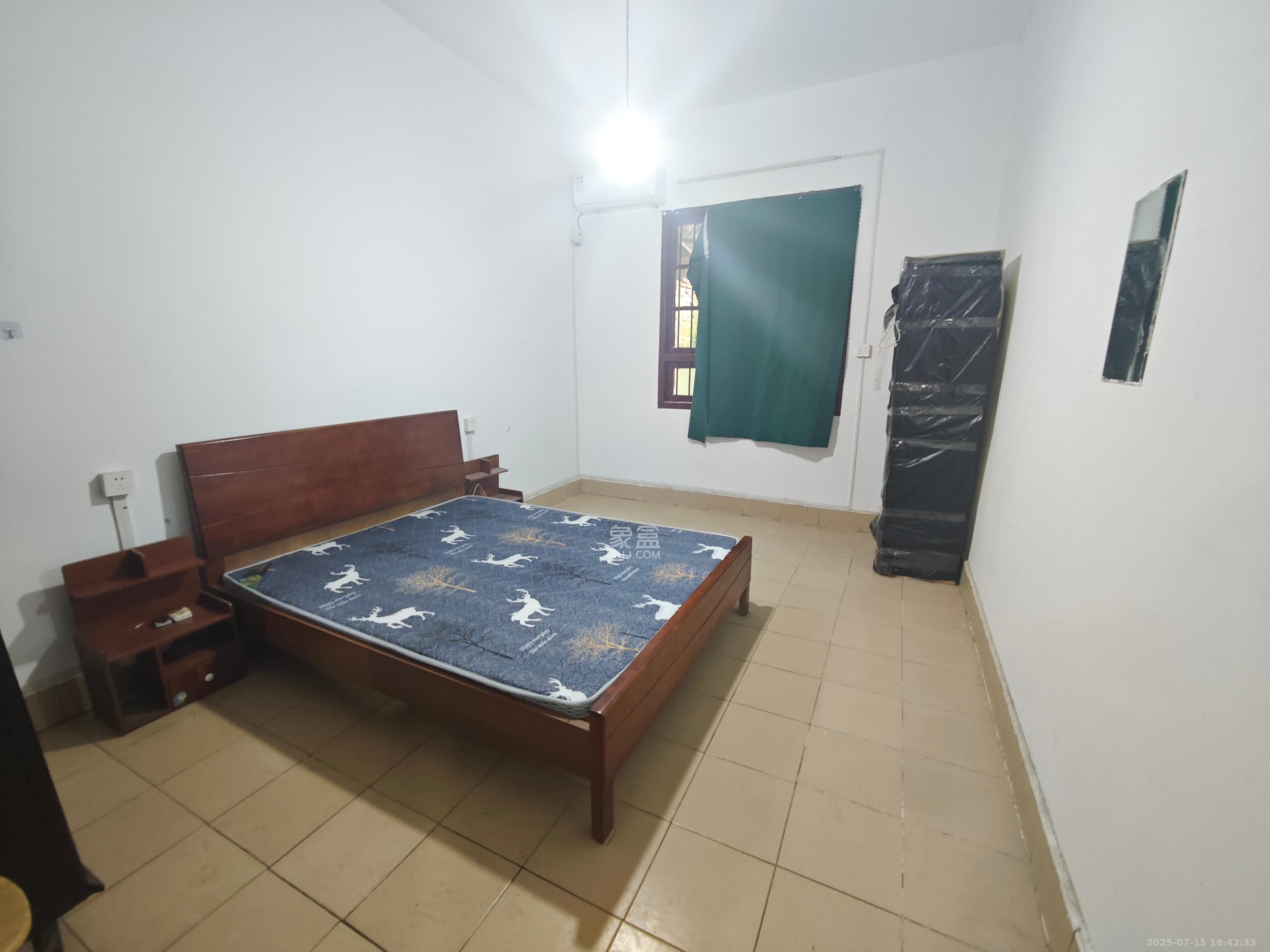 杏花园小区 2室1厅1卫 1300.0元/月 杏花园小区 2室1厅1卫 1300.0元/月室内图