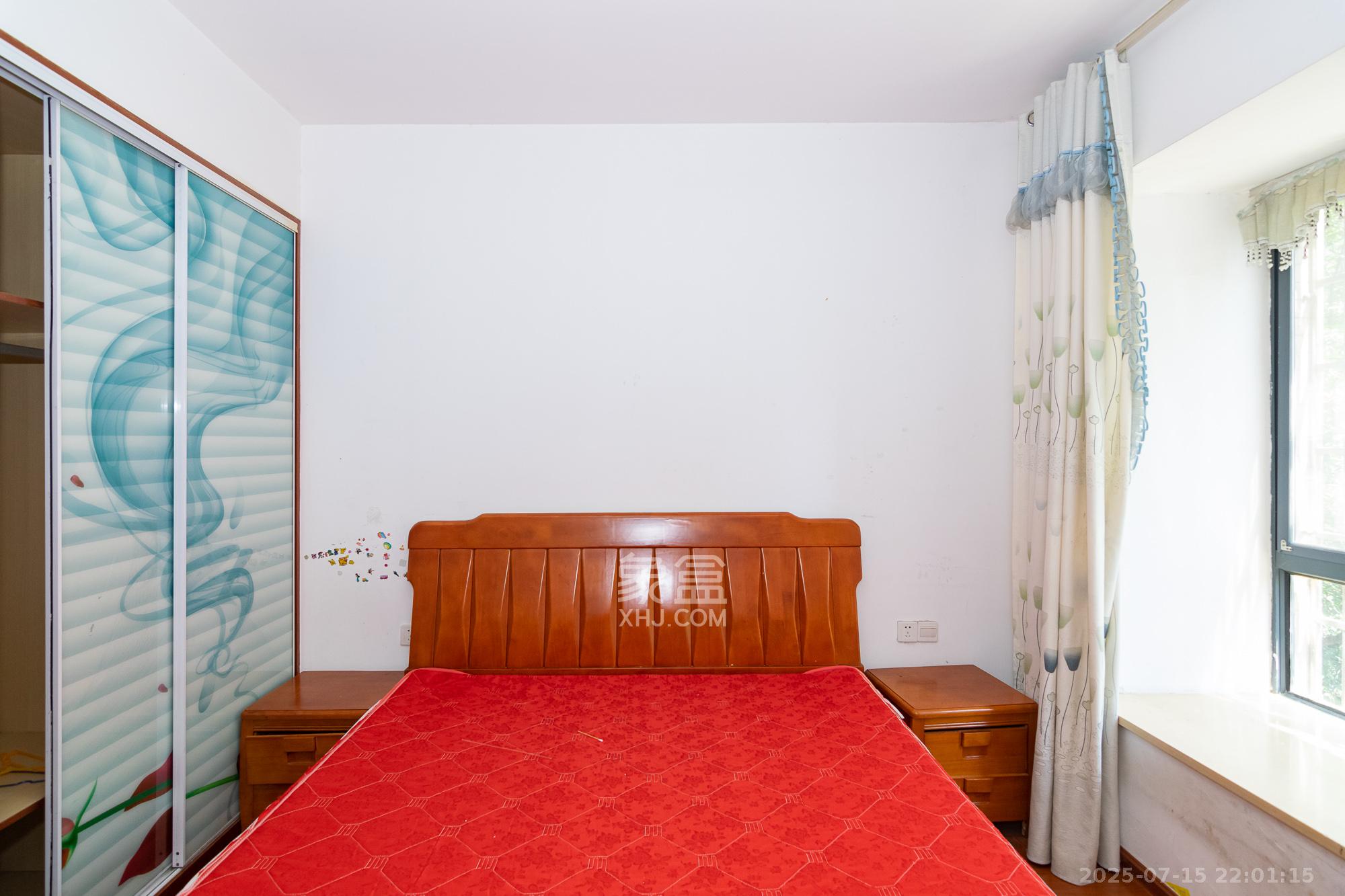 联诚国际城 2室2厅1卫 48.0万 联诚国际城 2室2厅1卫 48.0万卧室