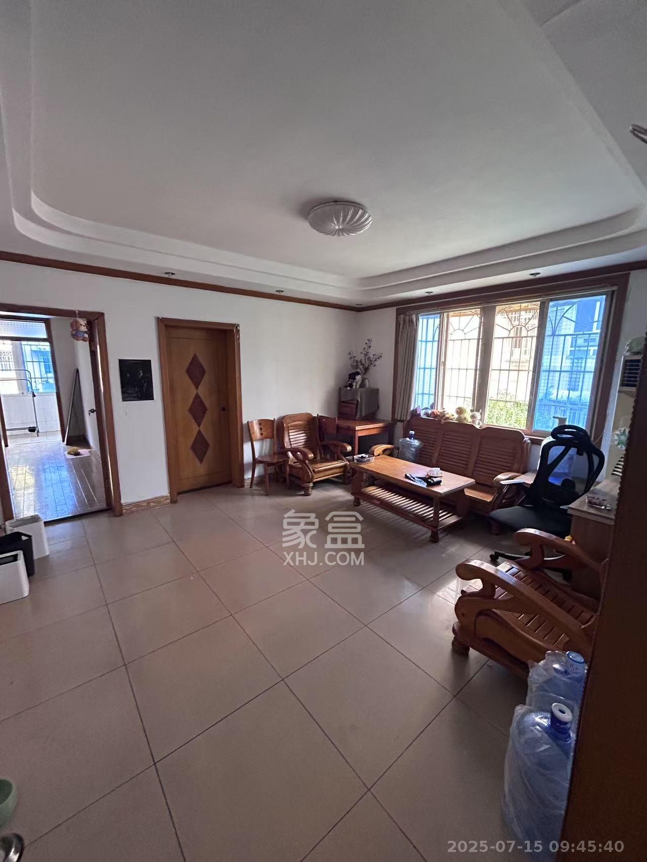 白沙苑  3室1厅1卫    1500.0元/月室内图