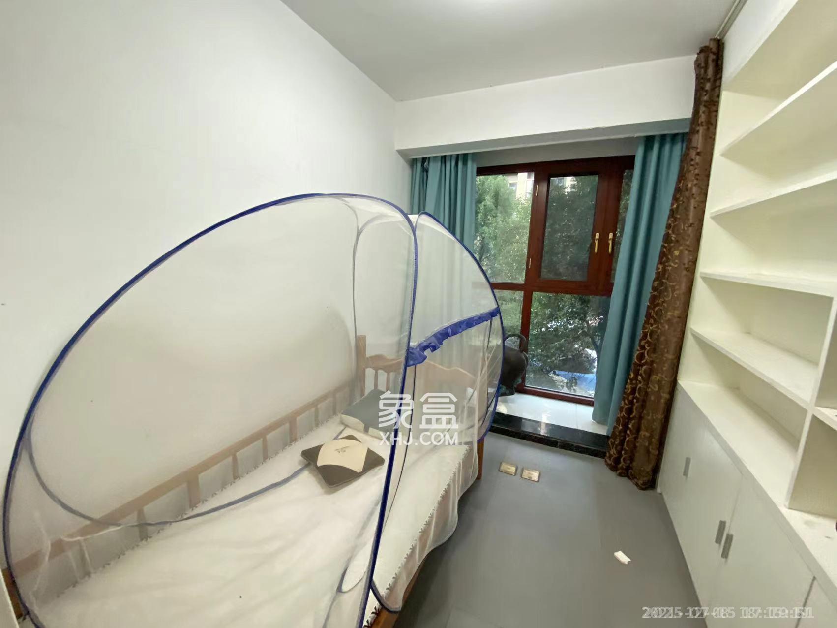 卓越蔚蓝海岸二期 4室2厅2卫 3000.0元/月 卓越蔚蓝海岸二期 4室2厅2卫 3000.0元/月室内图