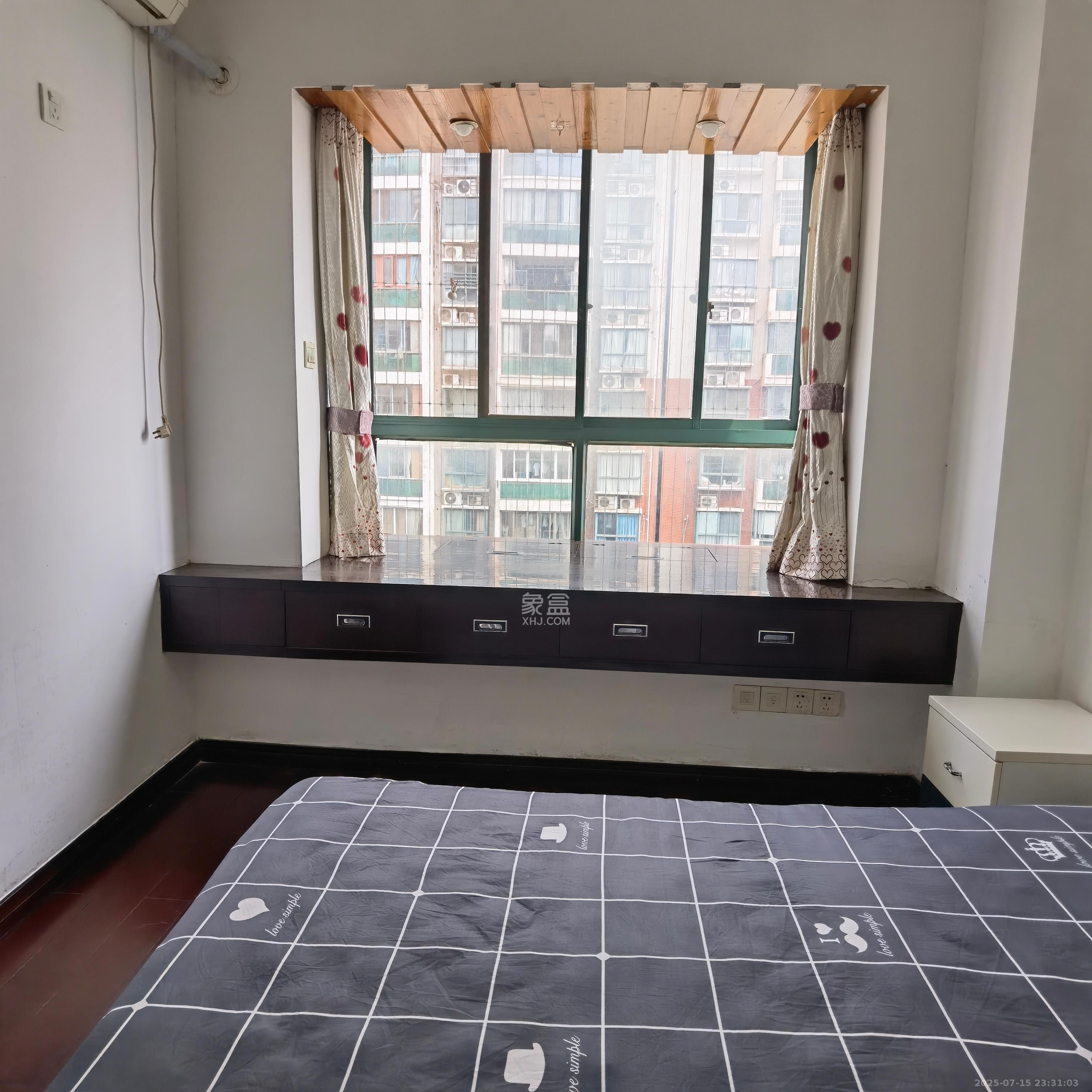 曙光大邸  3室2厅2卫    3000.0元/月 曙光大邸  3室2厅2卫    3000.0元/月室内图