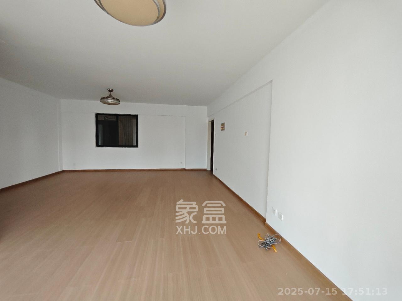 上东印象  4室2厅2卫    2800.0元/月室内图