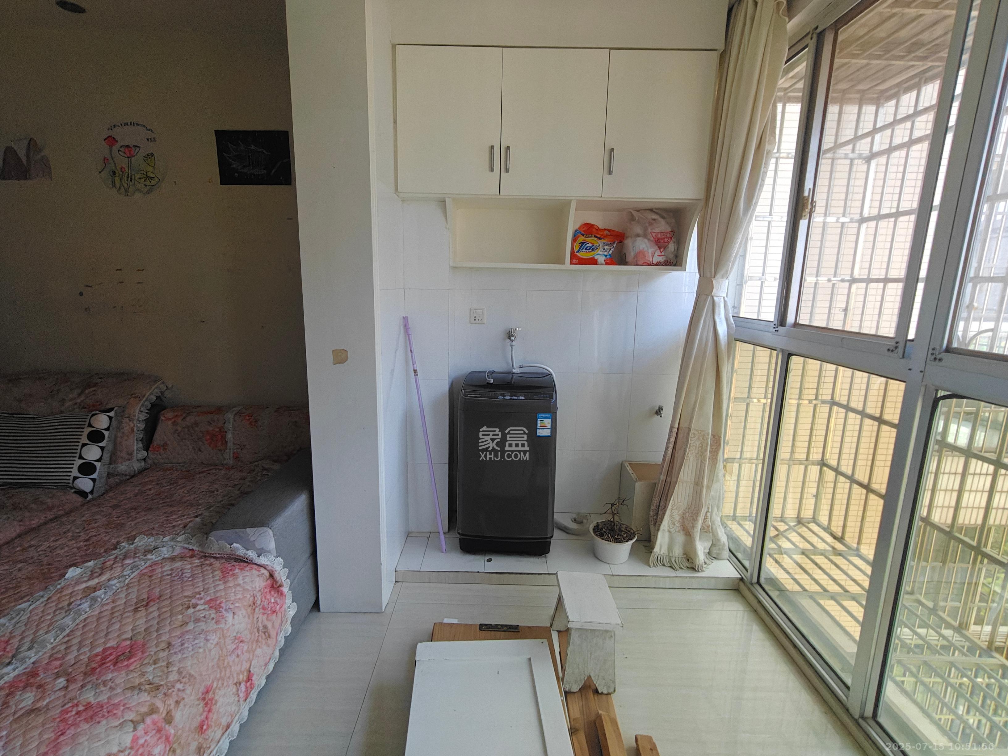 东业苹果社区  1室0厅0卫   1600.00元/月室内图
