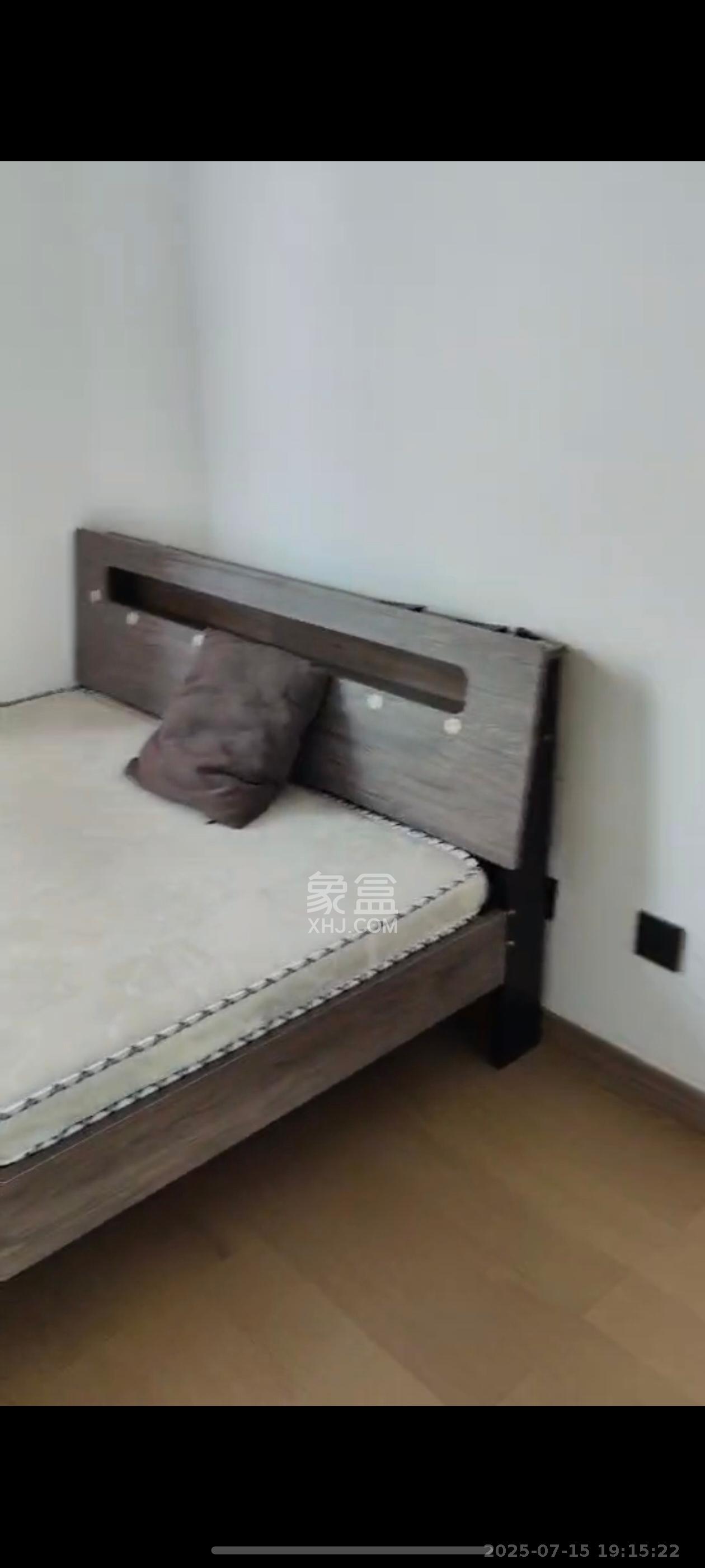 长房星城天地  1室0厅0卫    5500.0元/月 长房星城天地  1室0厅0卫    5500.0元/月室内图