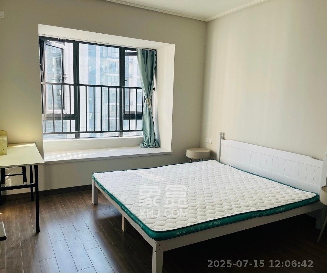 保利恒伟时光印象  4室2厅2卫   3100.00元/月室内图