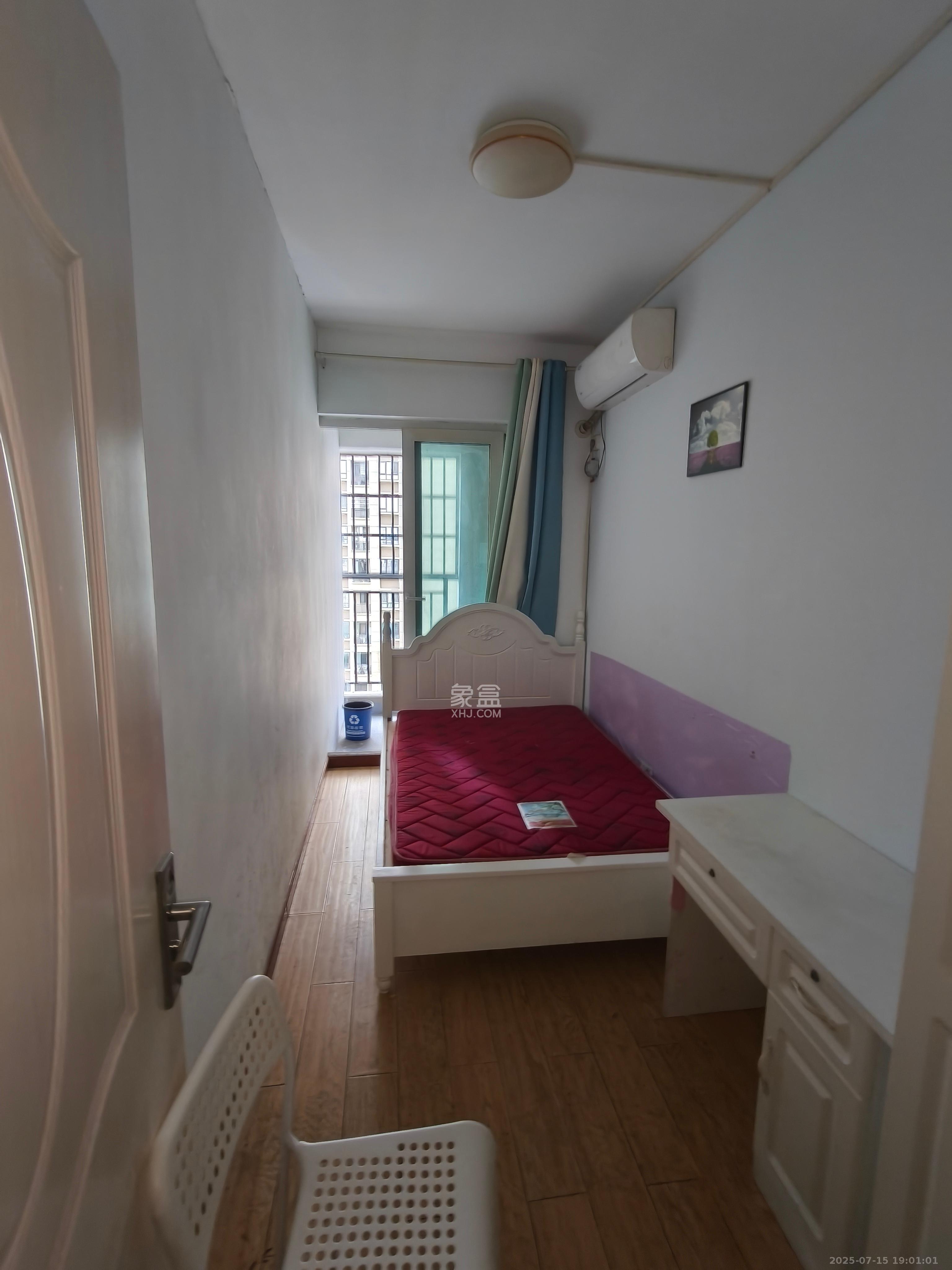 金科时代中心  1室0厅0卫    900.0元/月 金科时代中心  1室0厅0卫    900.0元/月室内图