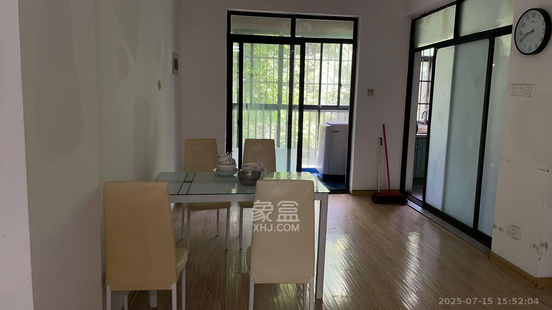 三江花中城 3室2厅2卫 2500.0元/月 三江花中城 3室2厅2卫 2500.0元/月室内图