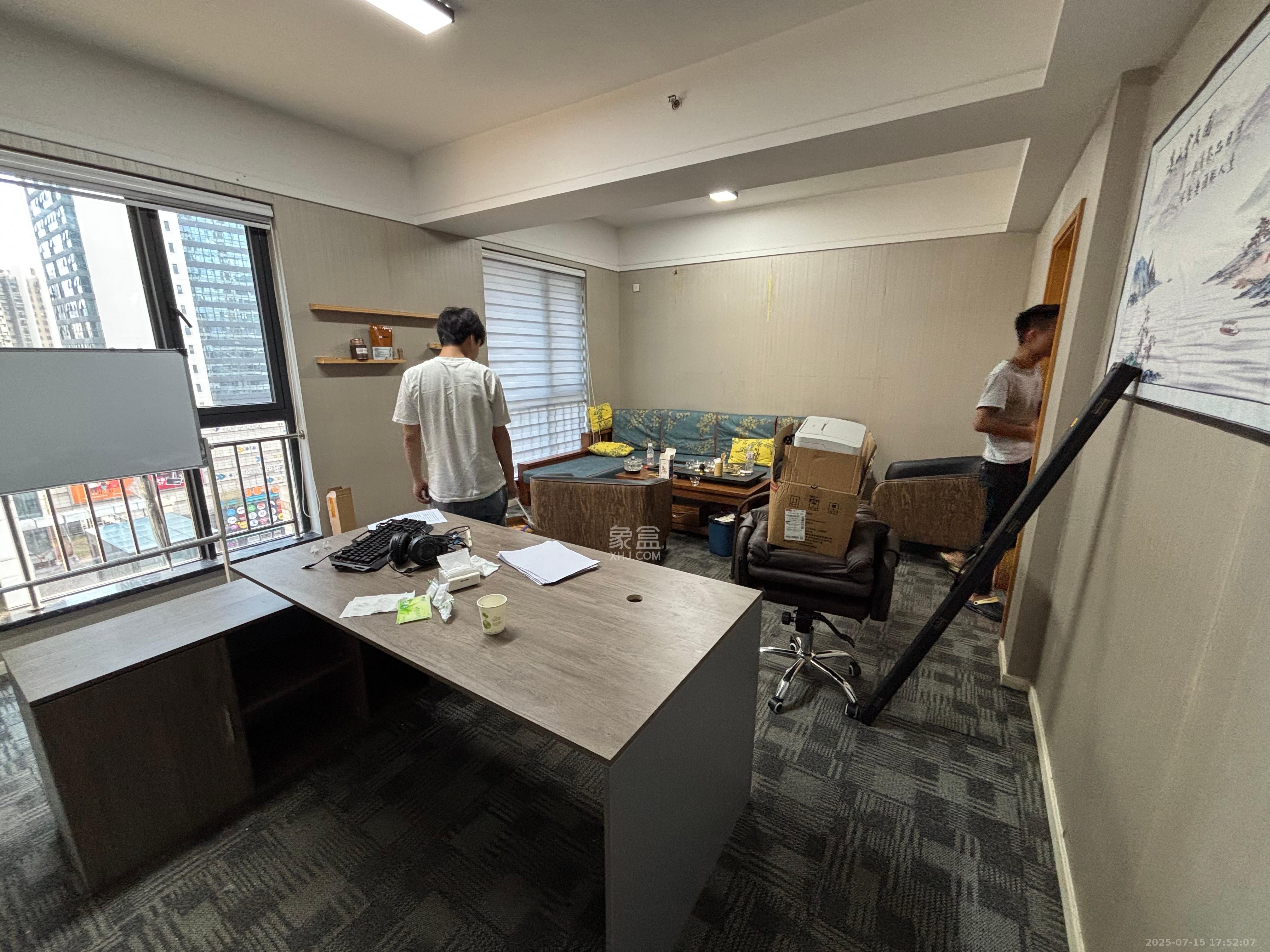 德思勤城市广场(宝格丽公寓)  3室0厅0卫    3600.0元/月 德思勤城市广场(宝格丽公寓)  3室0厅0卫    3600.0元/月室内图