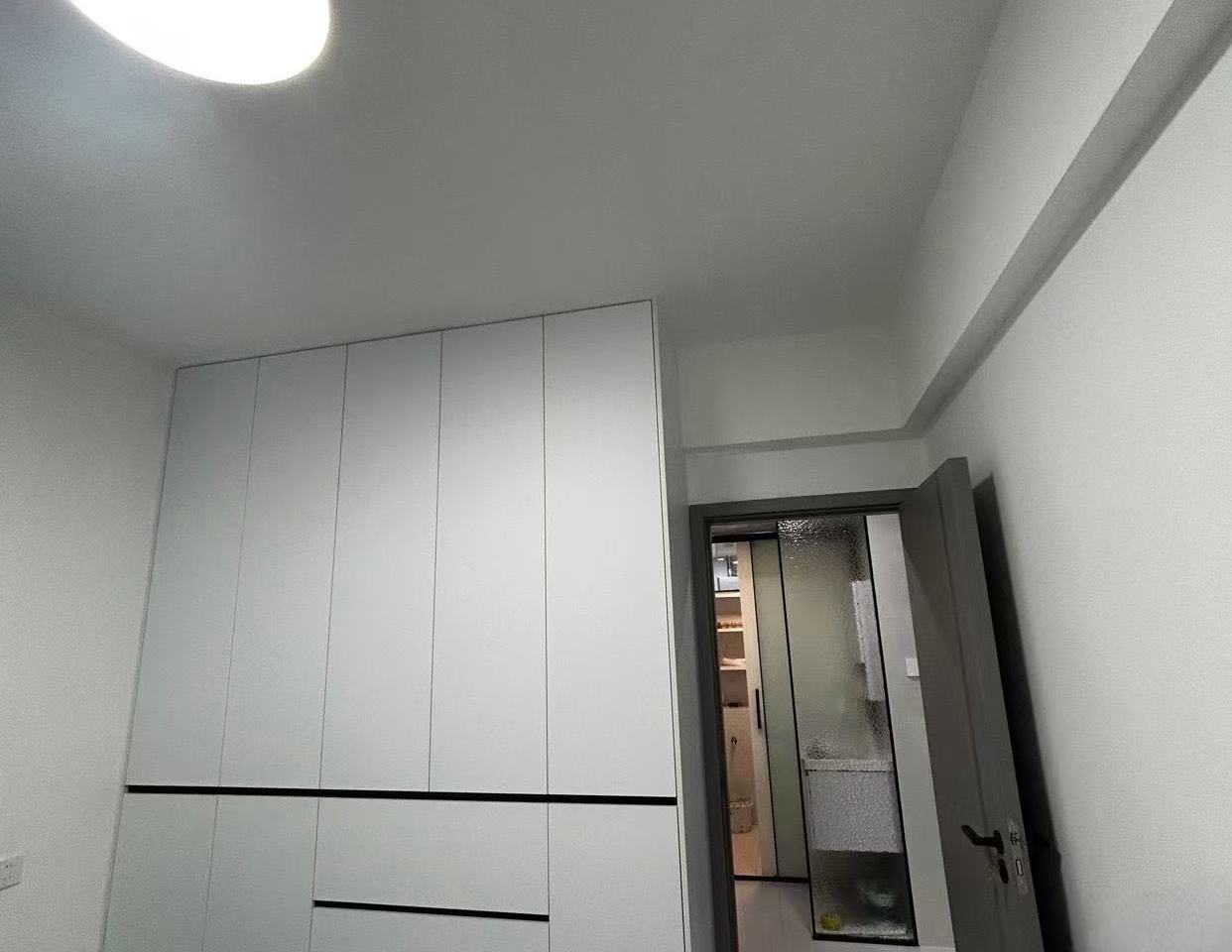 互助小区电梯房  2室1厅1卫   2500.00元/月室内图