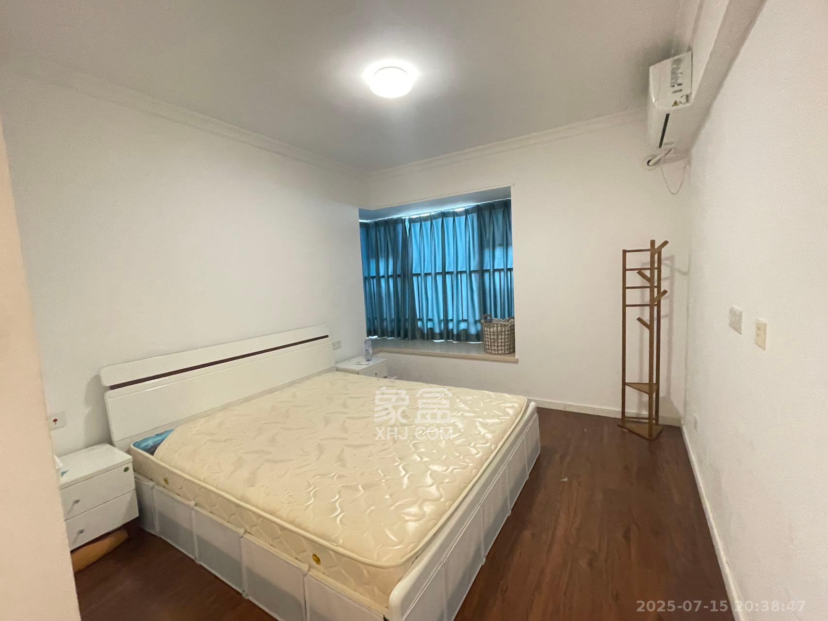 万科魅力之城观澜里 3室2厅2卫 3200.0元/月 万科魅力之城观澜里 3室2厅2卫 3200.0元/月室内图